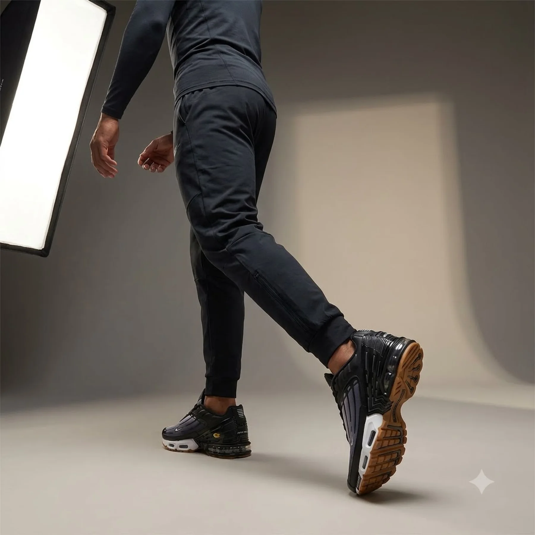 Кросівки чоловічі Nike Air Max Plus Iii (FV0386-001)