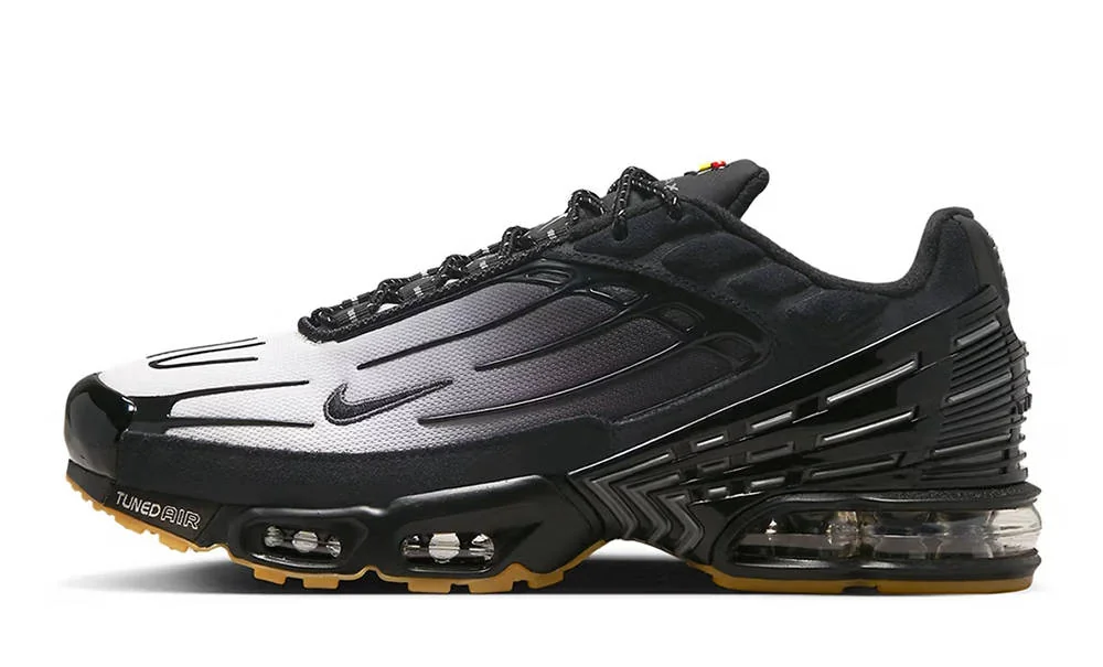 Кросівки чоловічі Nike Air Max Plus Iii (FV0386-001)