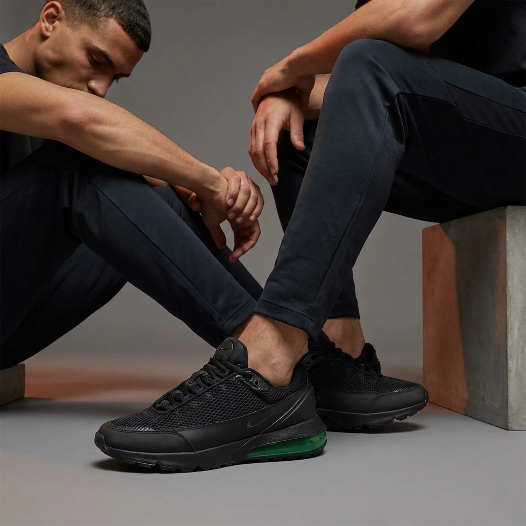 Кросівки чоловічі Nike Air Max Pulse Black (HJ5178-001)