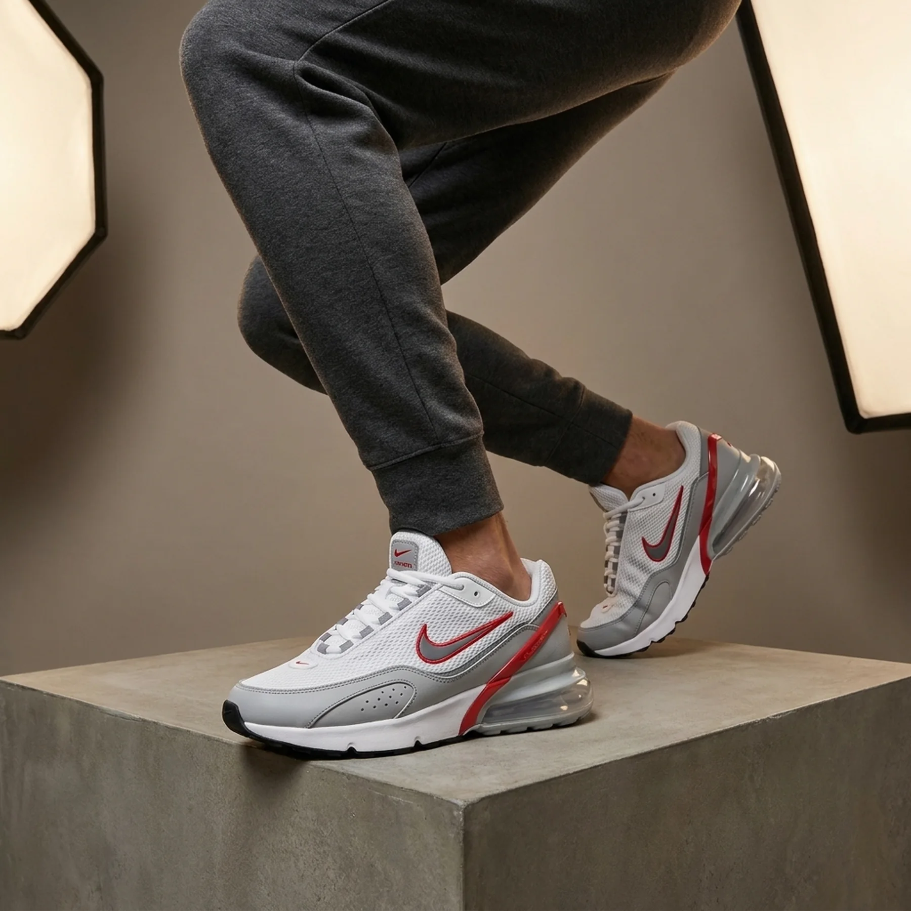 Кросівки чоловічі Nike Air Max Pulse (DR0453-001)