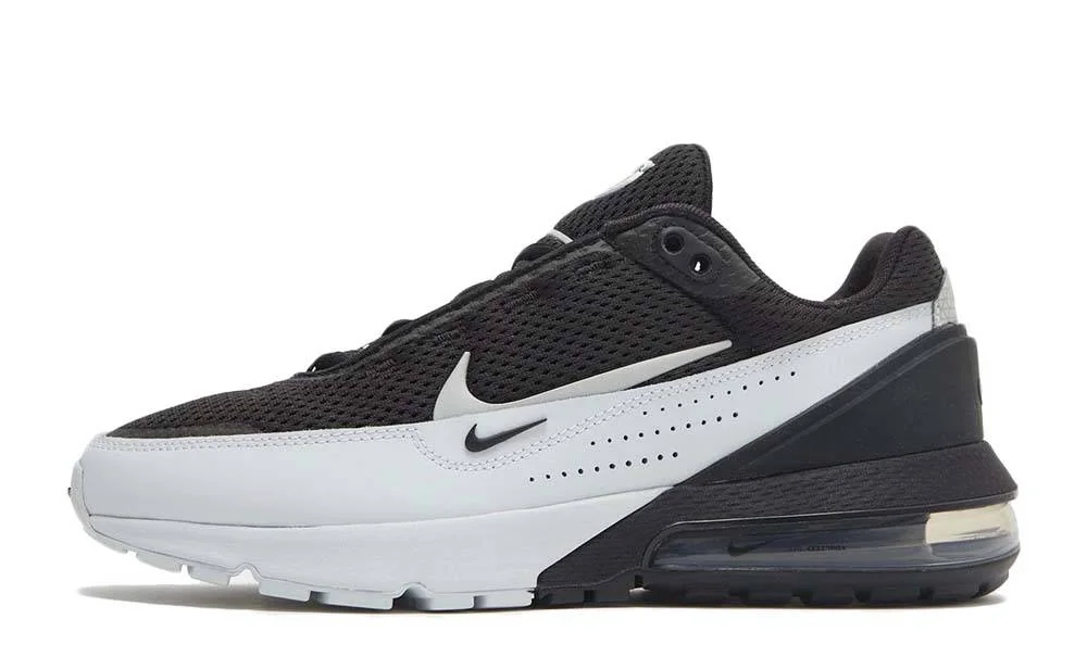 Кросівки чоловічі Nike Air Max Pulse (DR0453-005)