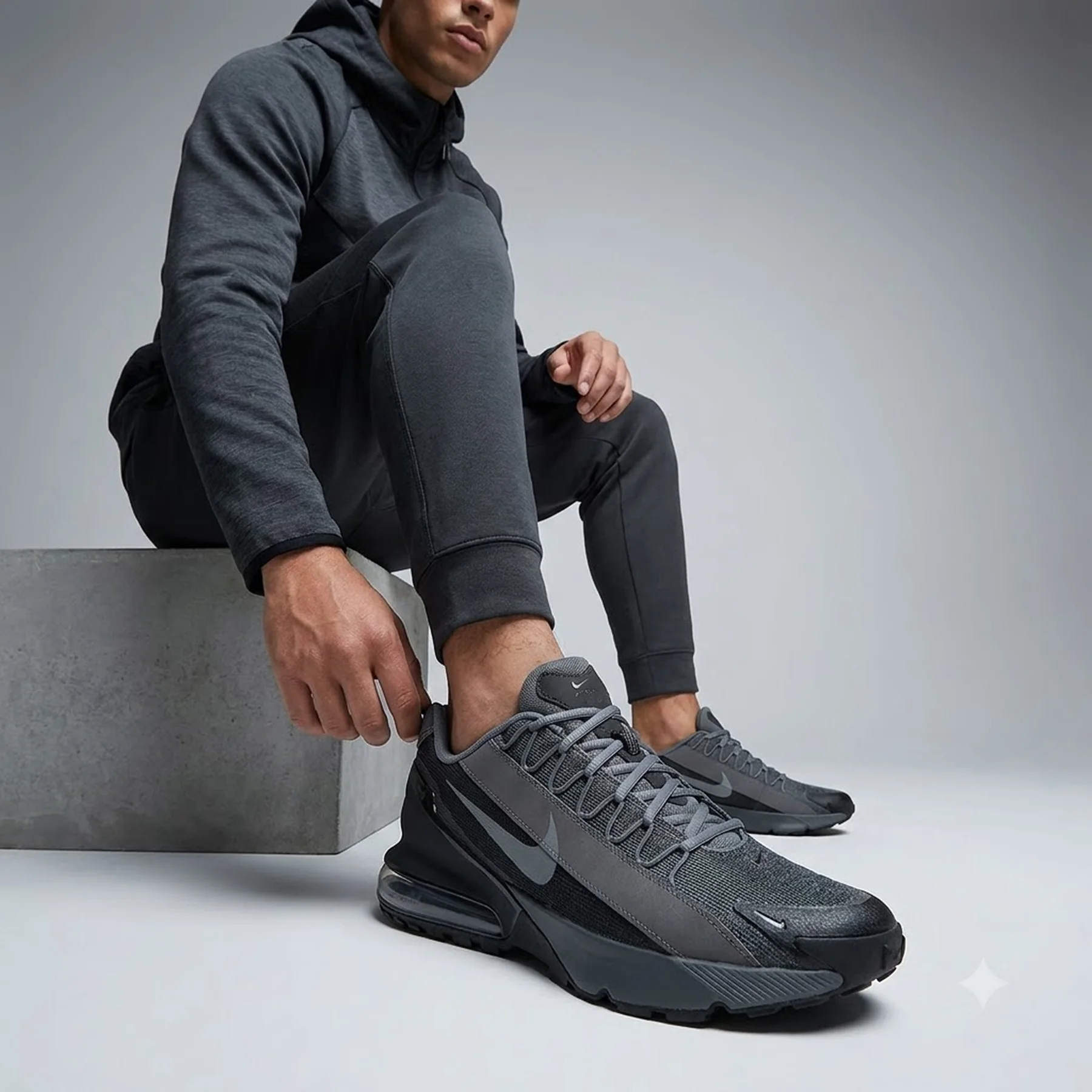 Кросівки чоловічі Nike Air Max Pulse Roam (DZ3544-001)