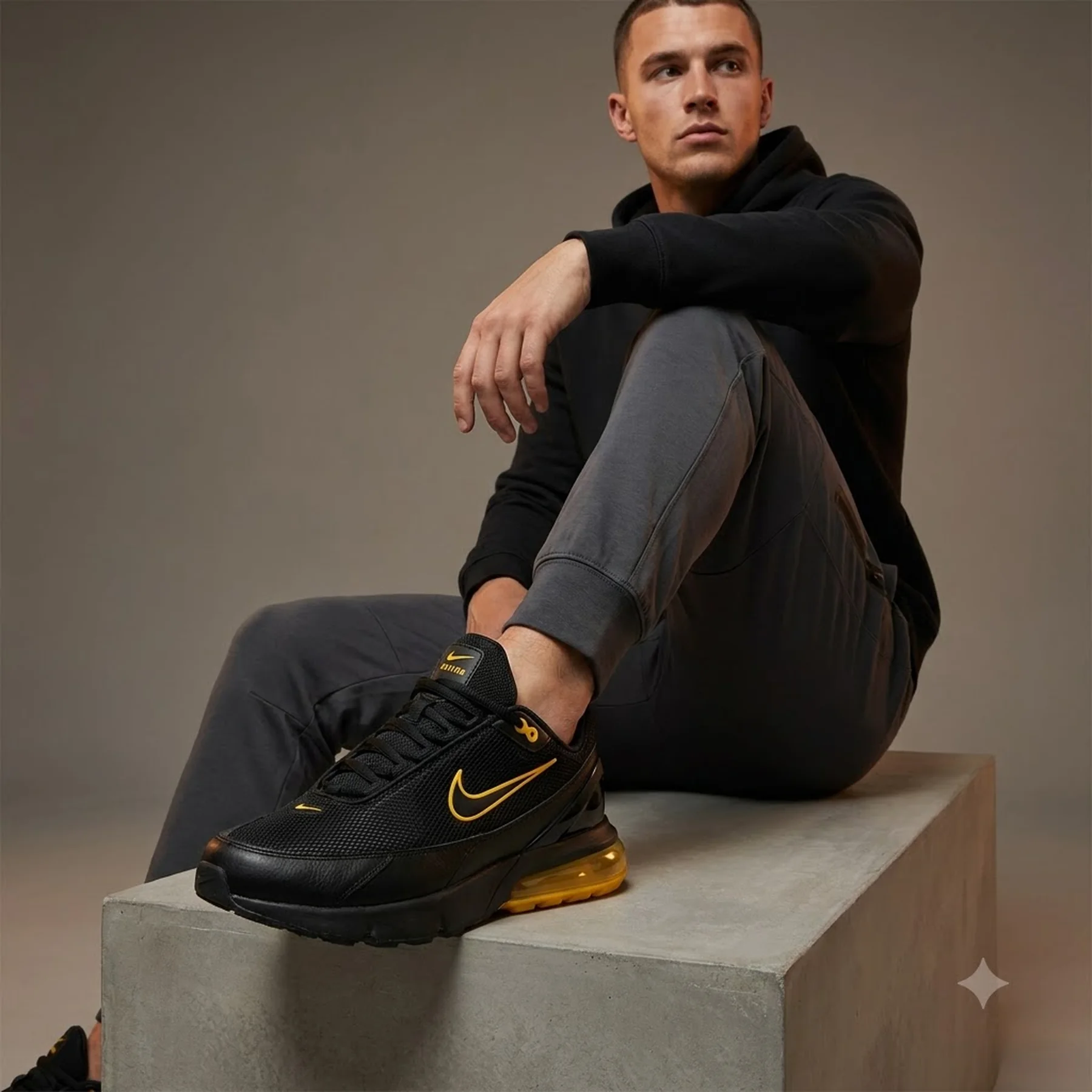 Кросівки чоловічі Nike Air Max Pulse (FZ4619-001)