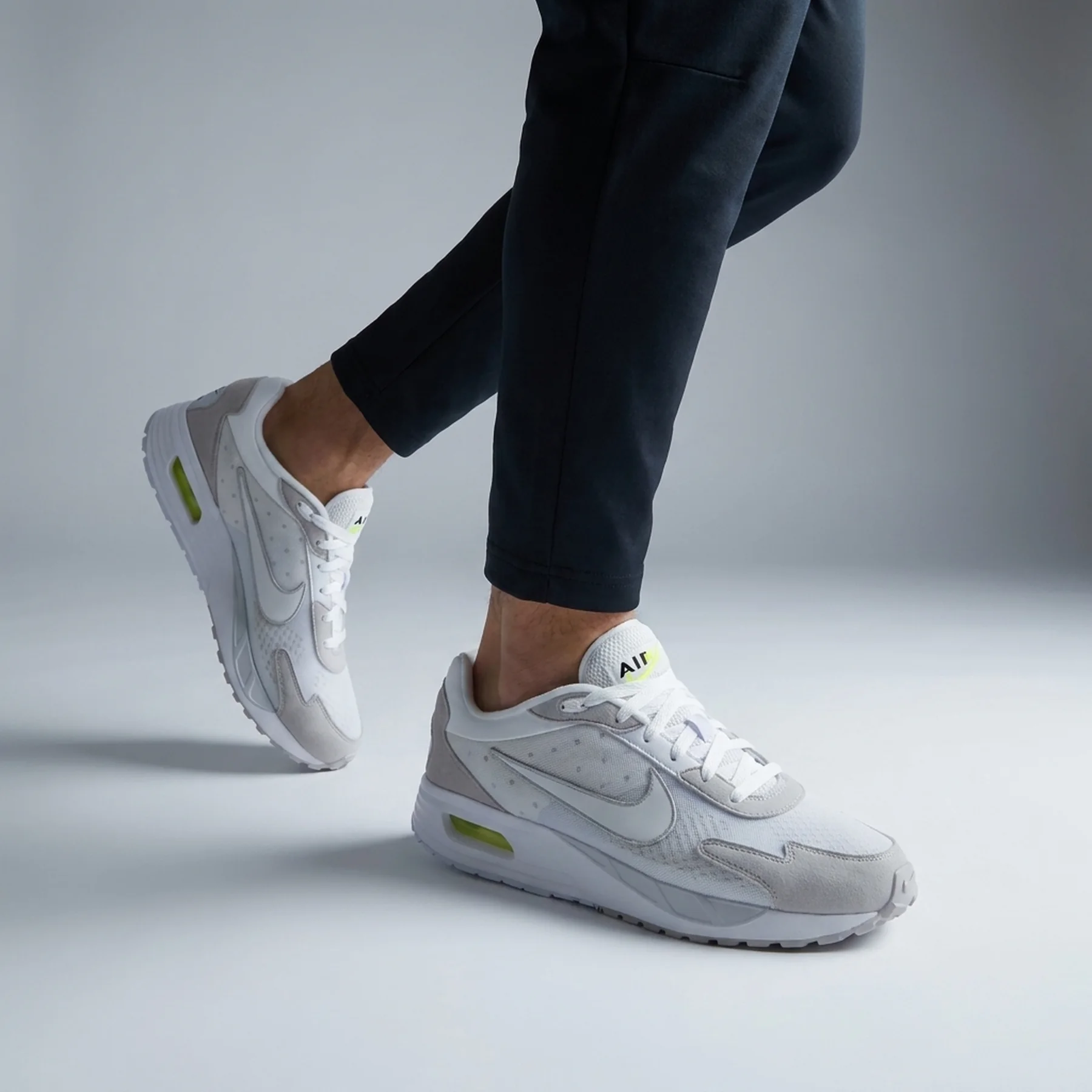 Кросівки чоловічі Nike Air Max Solo (DX3666-003)