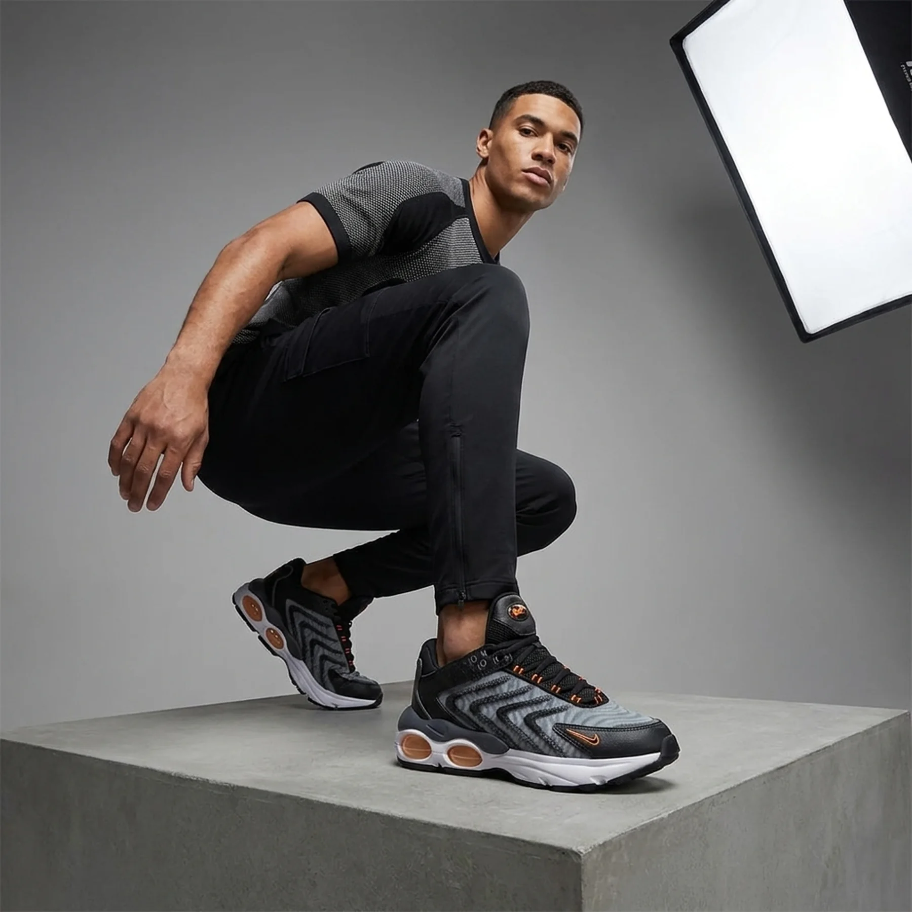Кросівки чоловічі Nike Air Max Tw Next Nature (FQ2437-001)