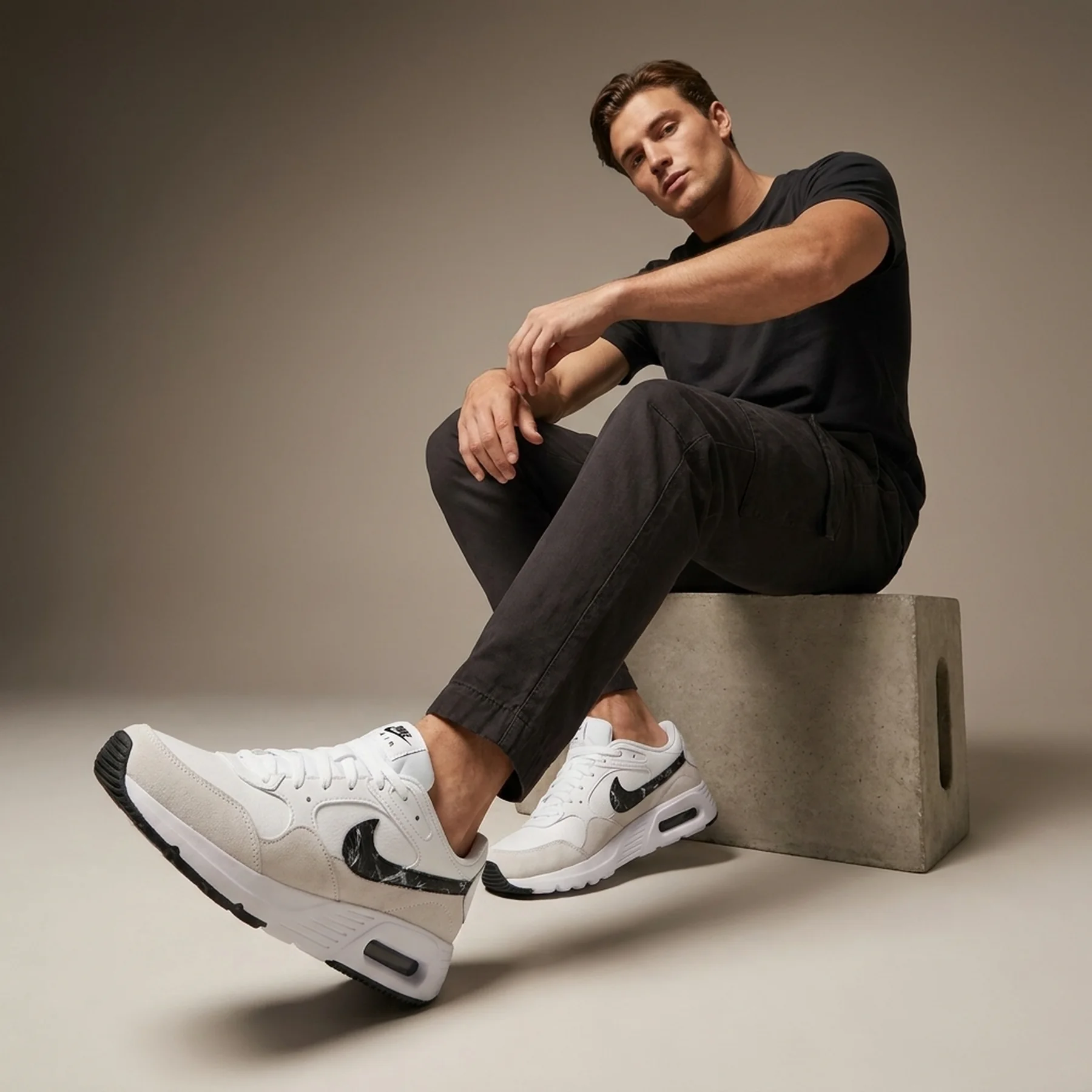 Кросівки чоловічі Nike Air Max Y (DX5801-001)
