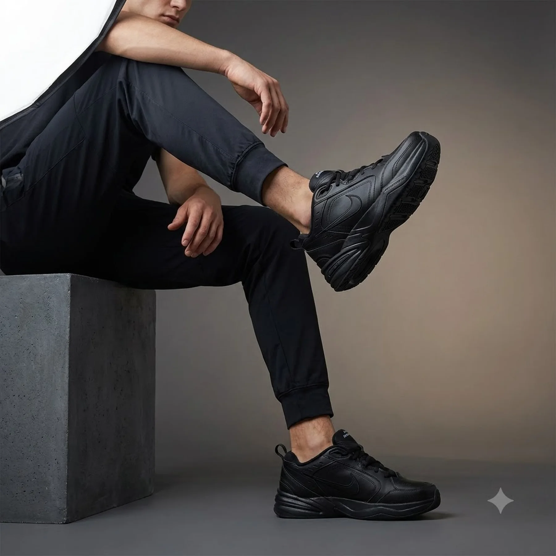 Кросівки чоловічі Nike Air Monarch Iv Black (415445-020)