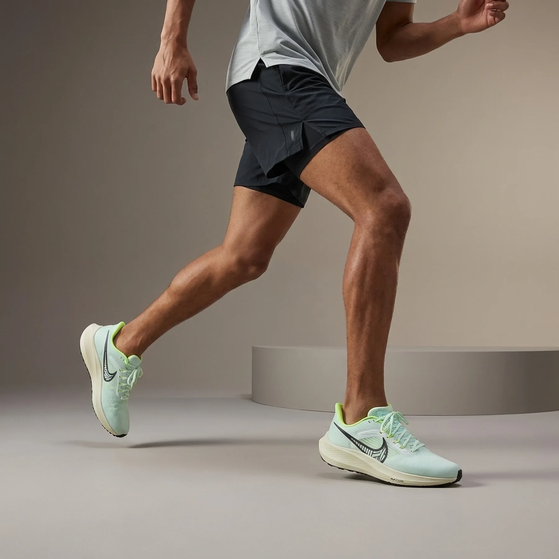 Кросівки для бігу чоловічі Nike Air Zoom Pegasus 39 (DH4071-003)