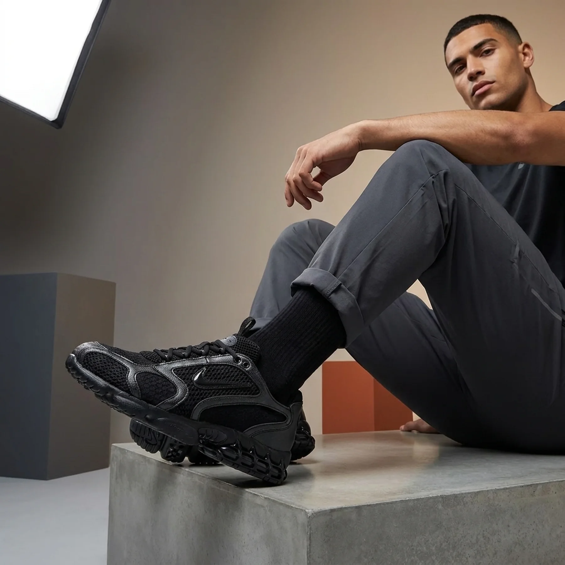 Кросівки чоловічі Nike Air Zoom Spiridon Cage 2 'Black Anthracite'