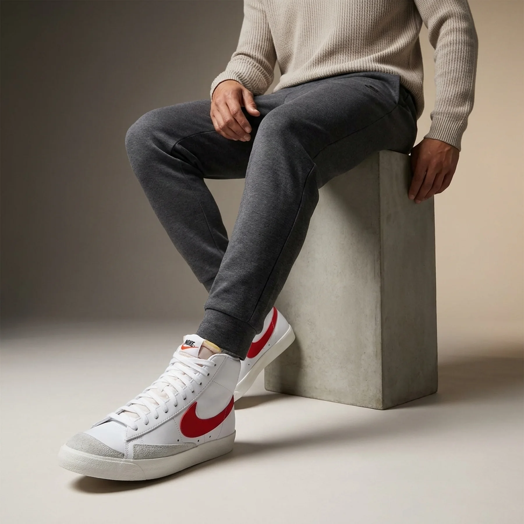 Кросівки чоловічі Nike Blazer Mid 77 Jumbo (DD3111-102)