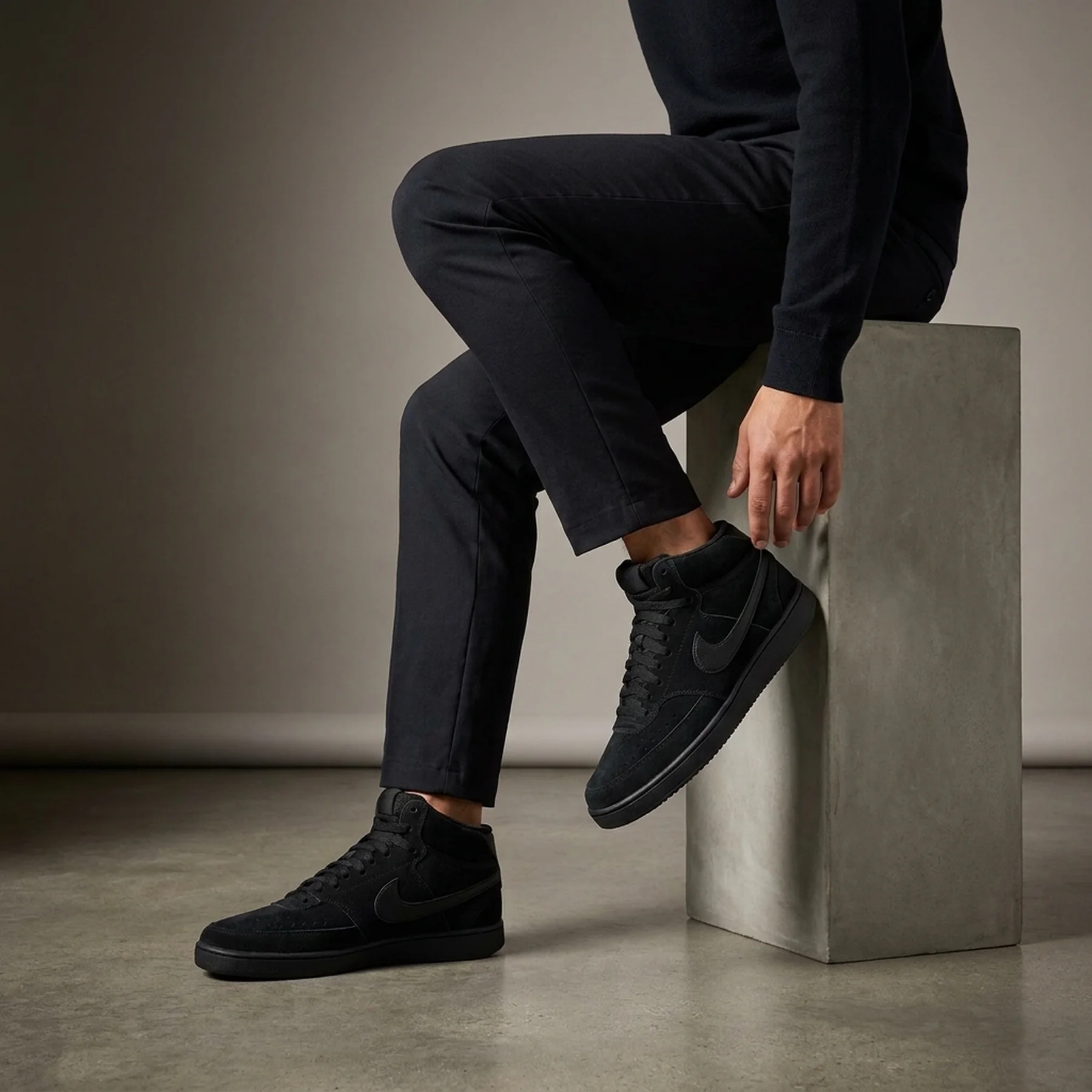 Кросівки чоловічі Nike Court Vision Mid (CU6620-001)