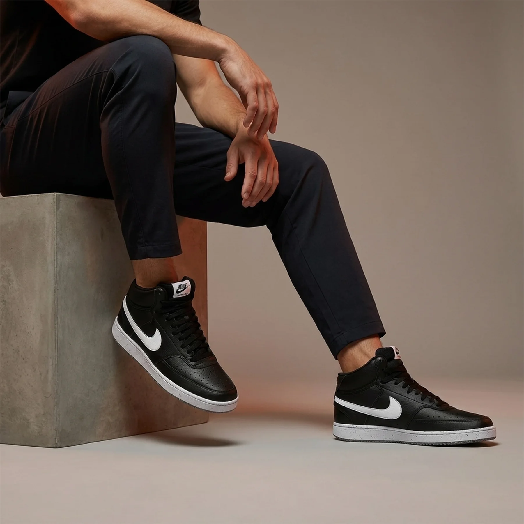 Кросівки чоловічі Nike Court Vision Mid Next Nature (DN3577-001)