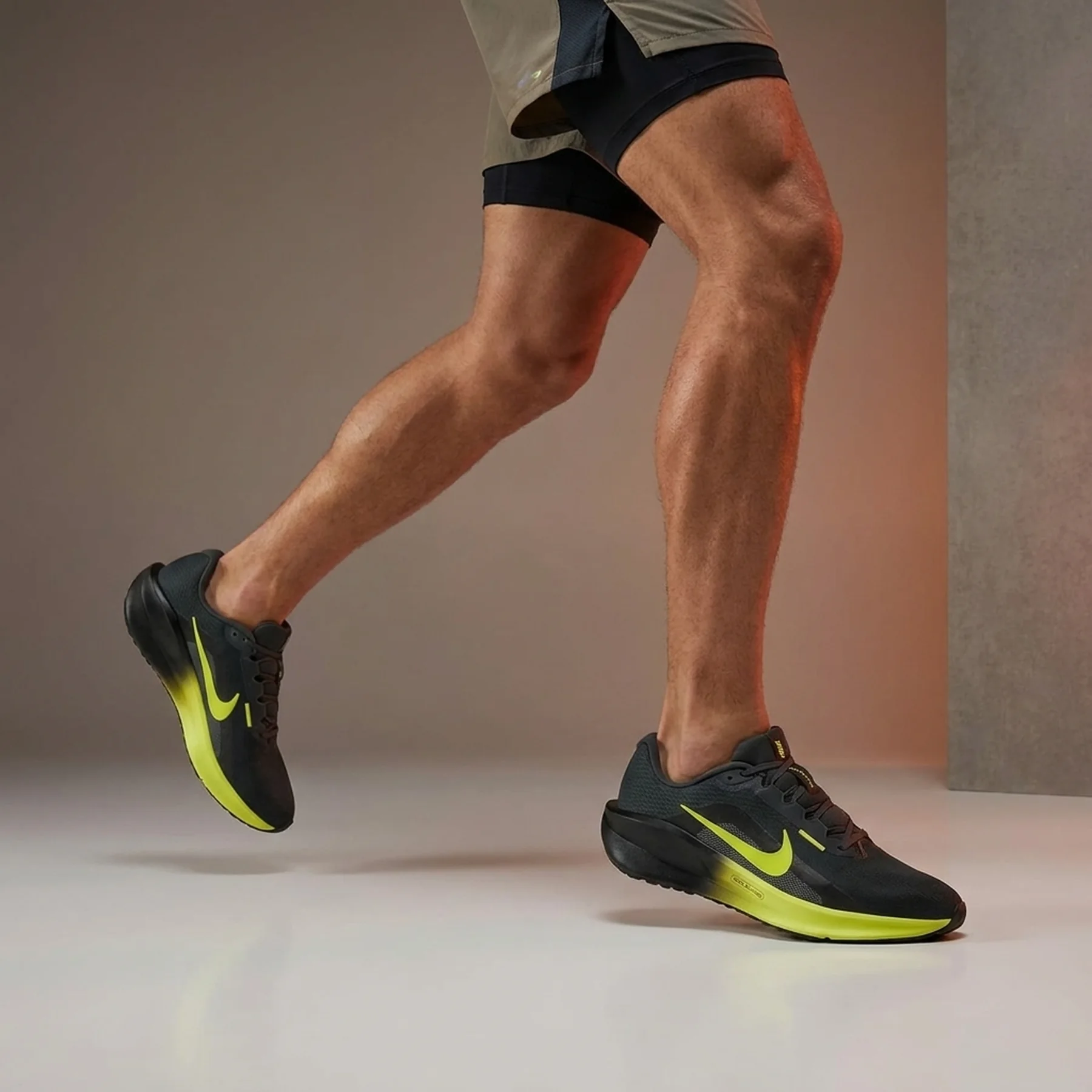 Кросівки чоловічі NIKE DOWNSHIFTER 13 FD6454-016