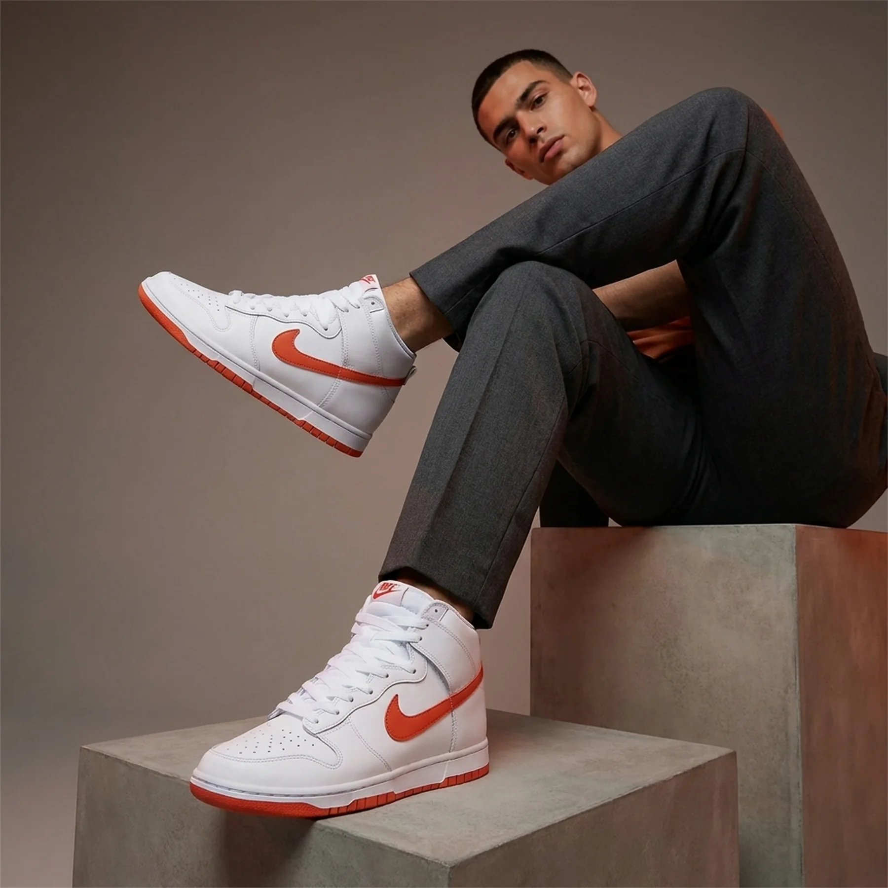 Кросівки чоловічі Nike Dunk Hi Retro (DV0828-100)