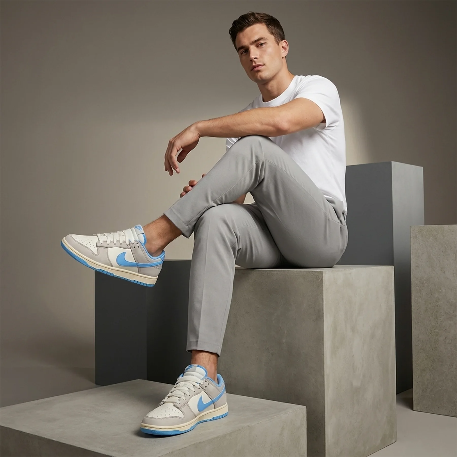 Кросівки чоловічі Nike Dunk Low Beige/Grey (FN7488-133)