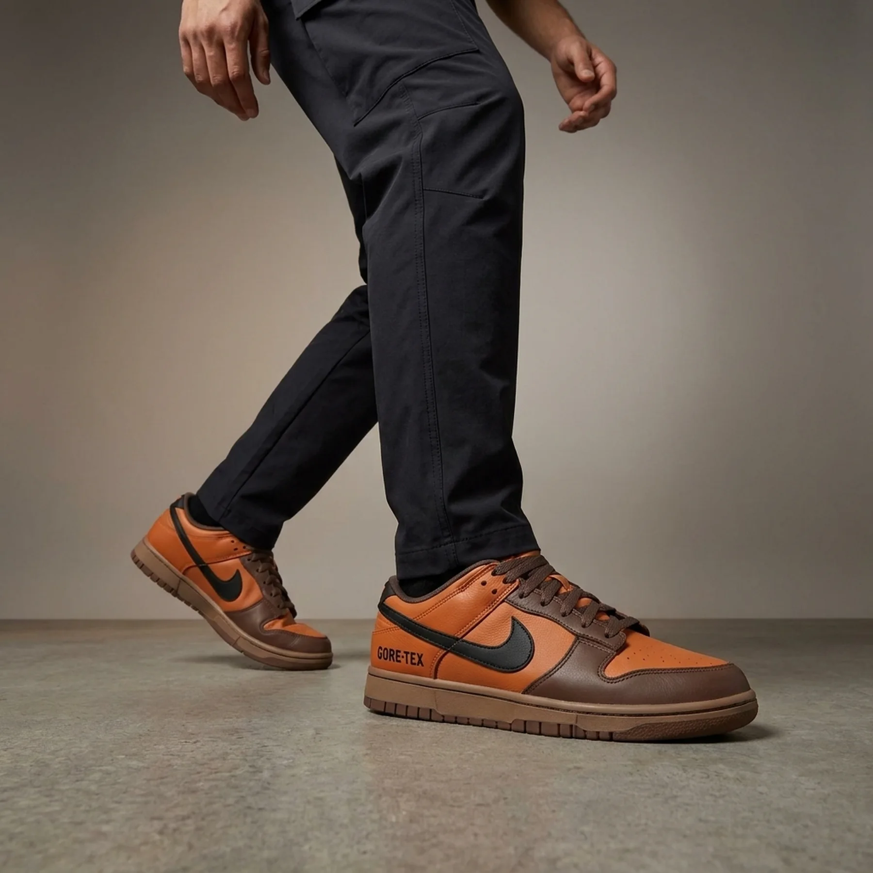 Кросівки чоловічі Nike Dunk Low Gore-Tex Brown/Orange (HQ2053-700)