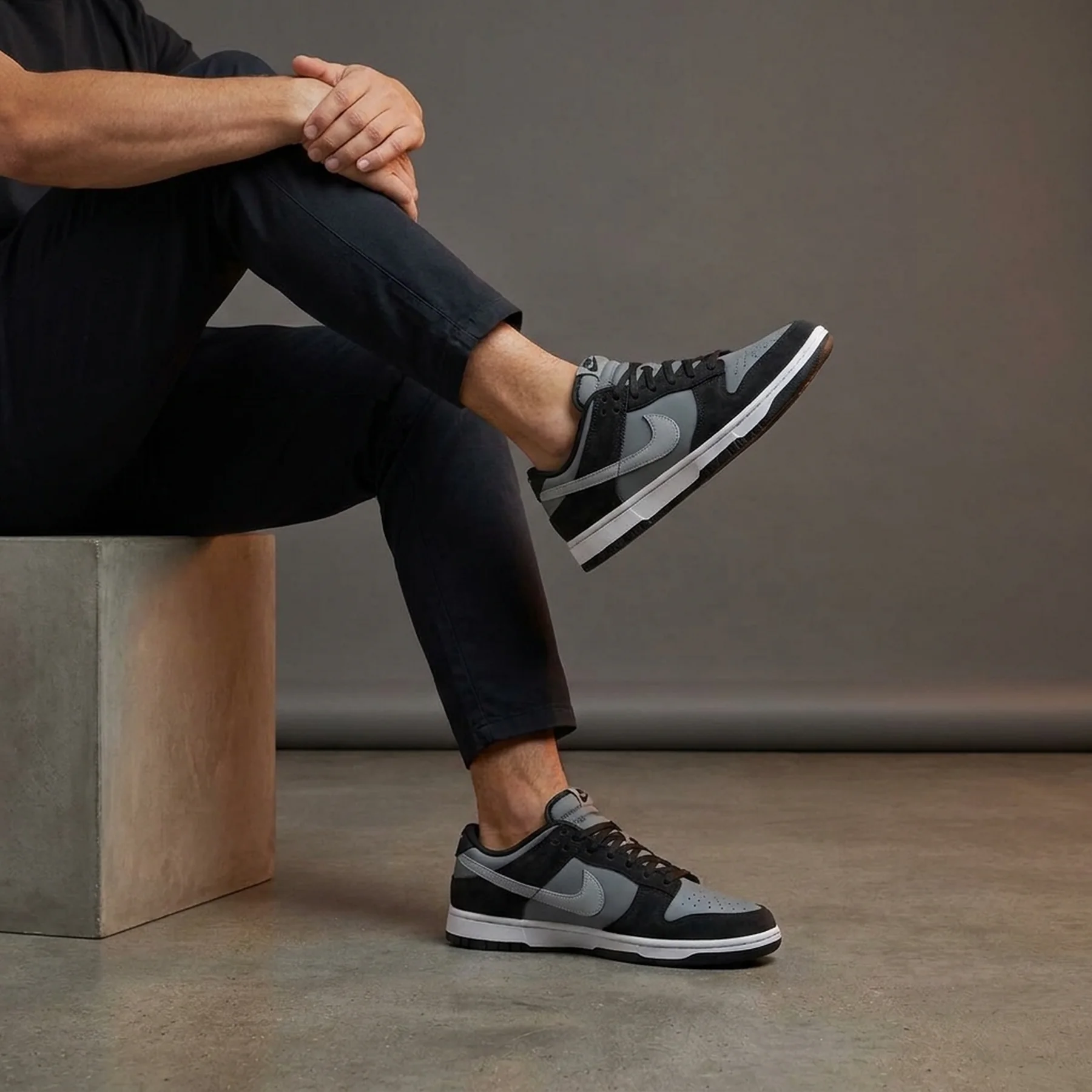 Кросівки чоловічі Nike Dunk Low Grey/Black (IB3079-001)