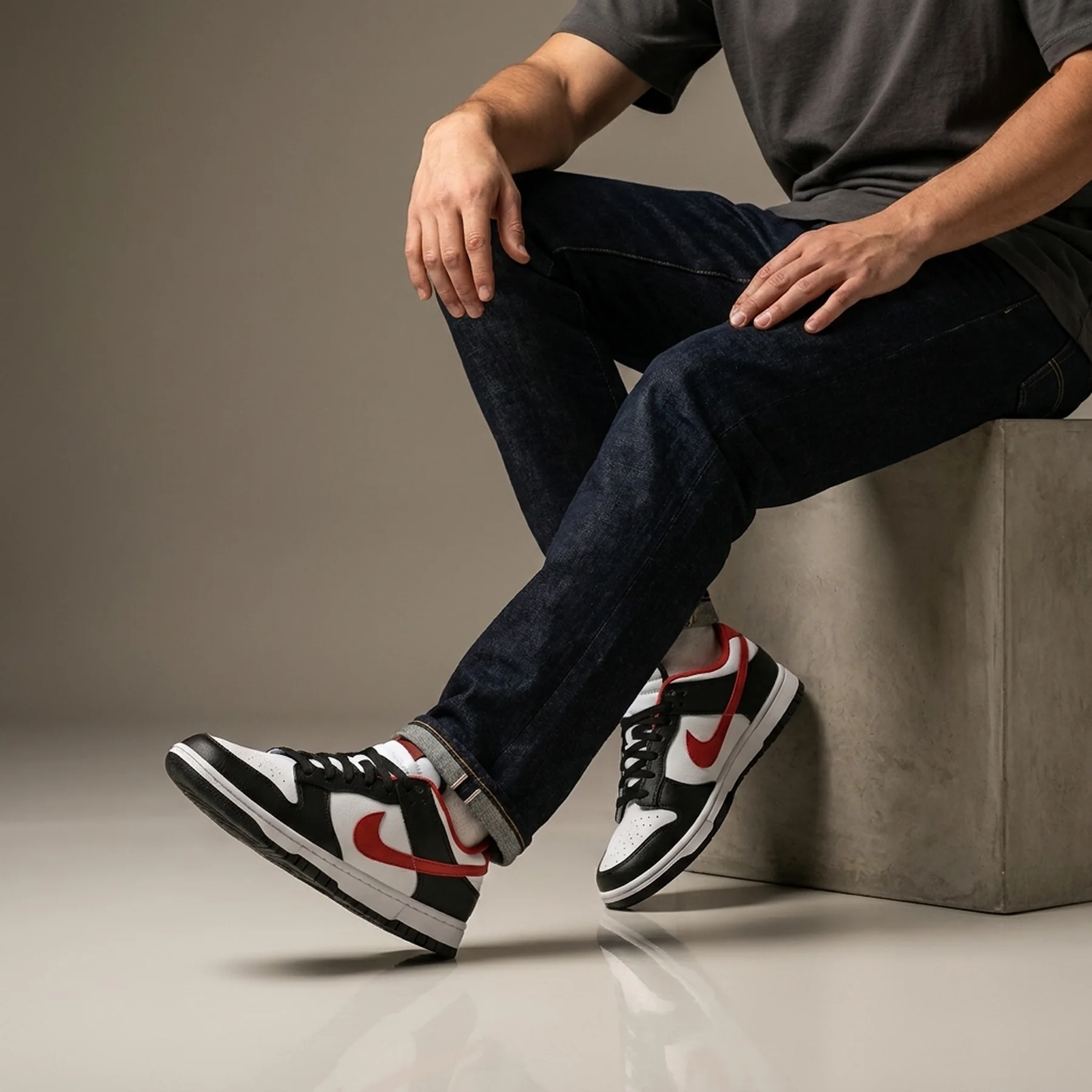 Кросівки чоловічі Nike Dunk Low Retro "Red Panda" Black White (FB3354-001)