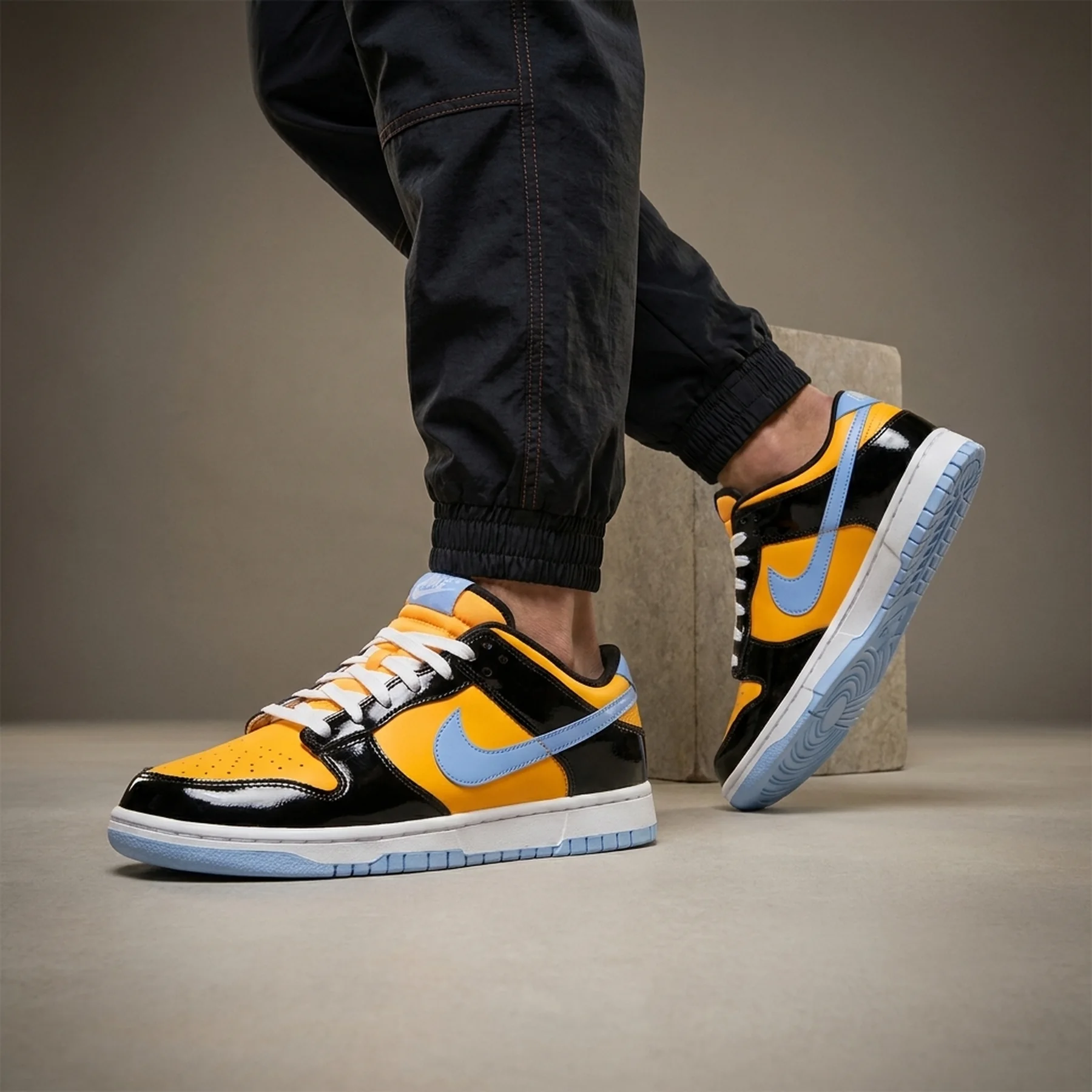 Кросівки чоловічі Nike Dunk Low Retro Se Yellow/Black (IB6400-001)
