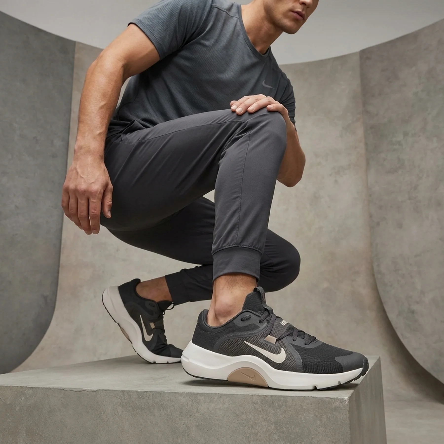 Кросівки чоловічі Nike In-Season Tr 13 (DZ9360-200)