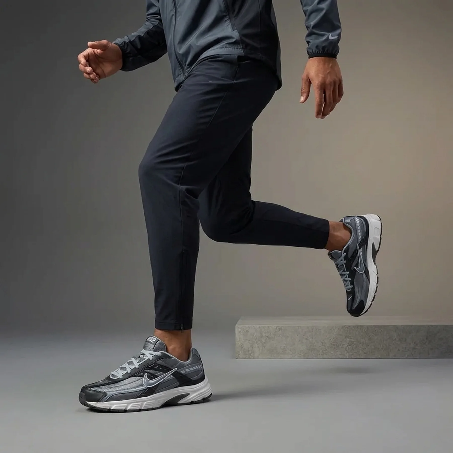 Кросівки чоловічі Nike Initiator (IB3083-001)