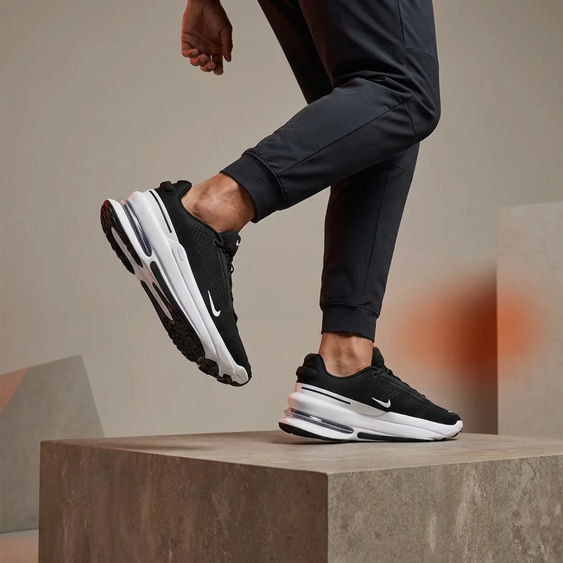 Кросівки чоловічі Nike Ir Zoom Upturn Sc Black (IB2746-004)