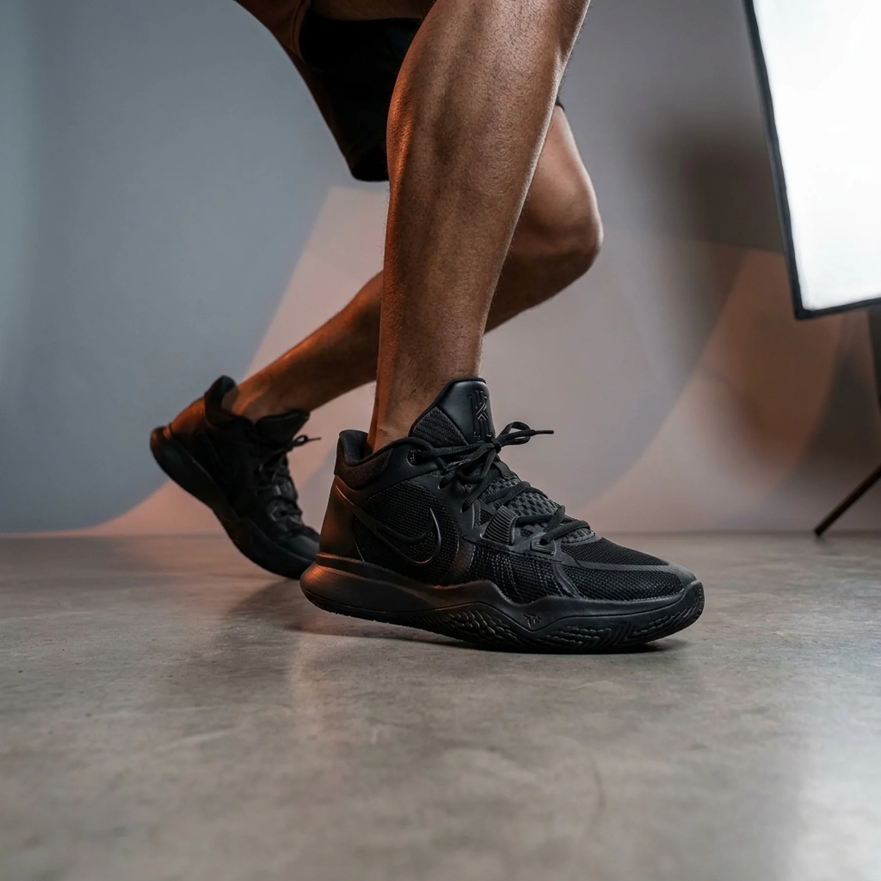Кросівки чоловічі Nike Kyrie Flytrap V (CZ4100-004)