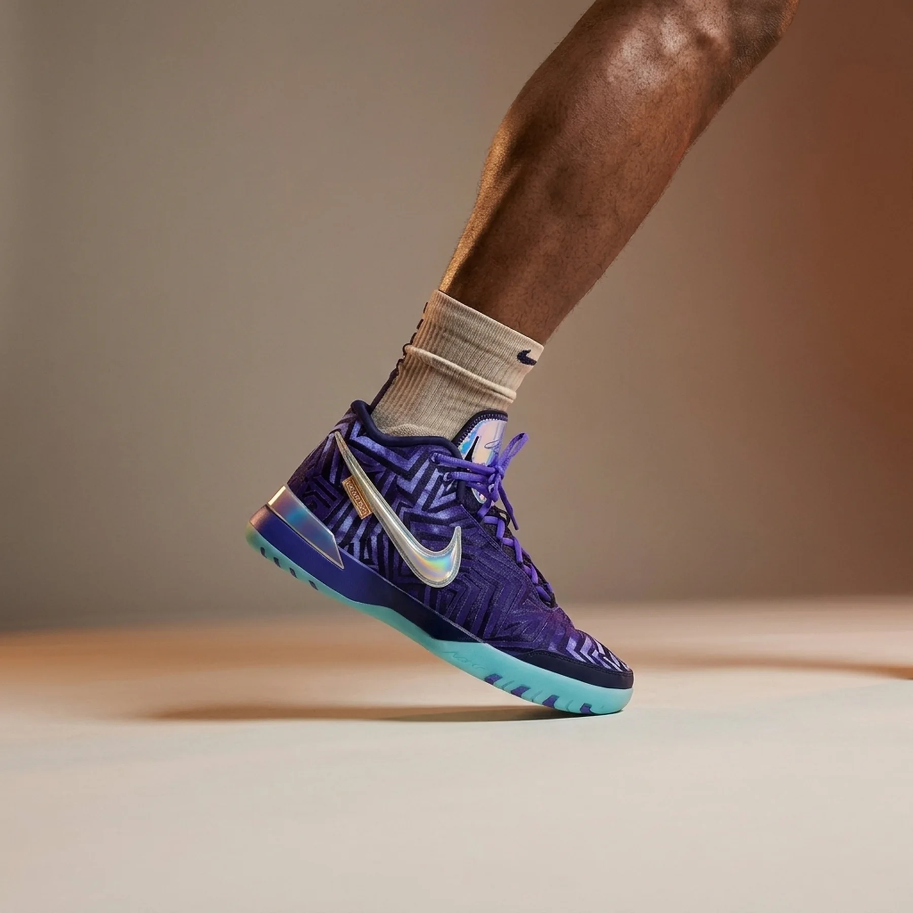 Кросівки чоловічі Nike Lebron Nxxt Genisus Qs (IB1272-501)