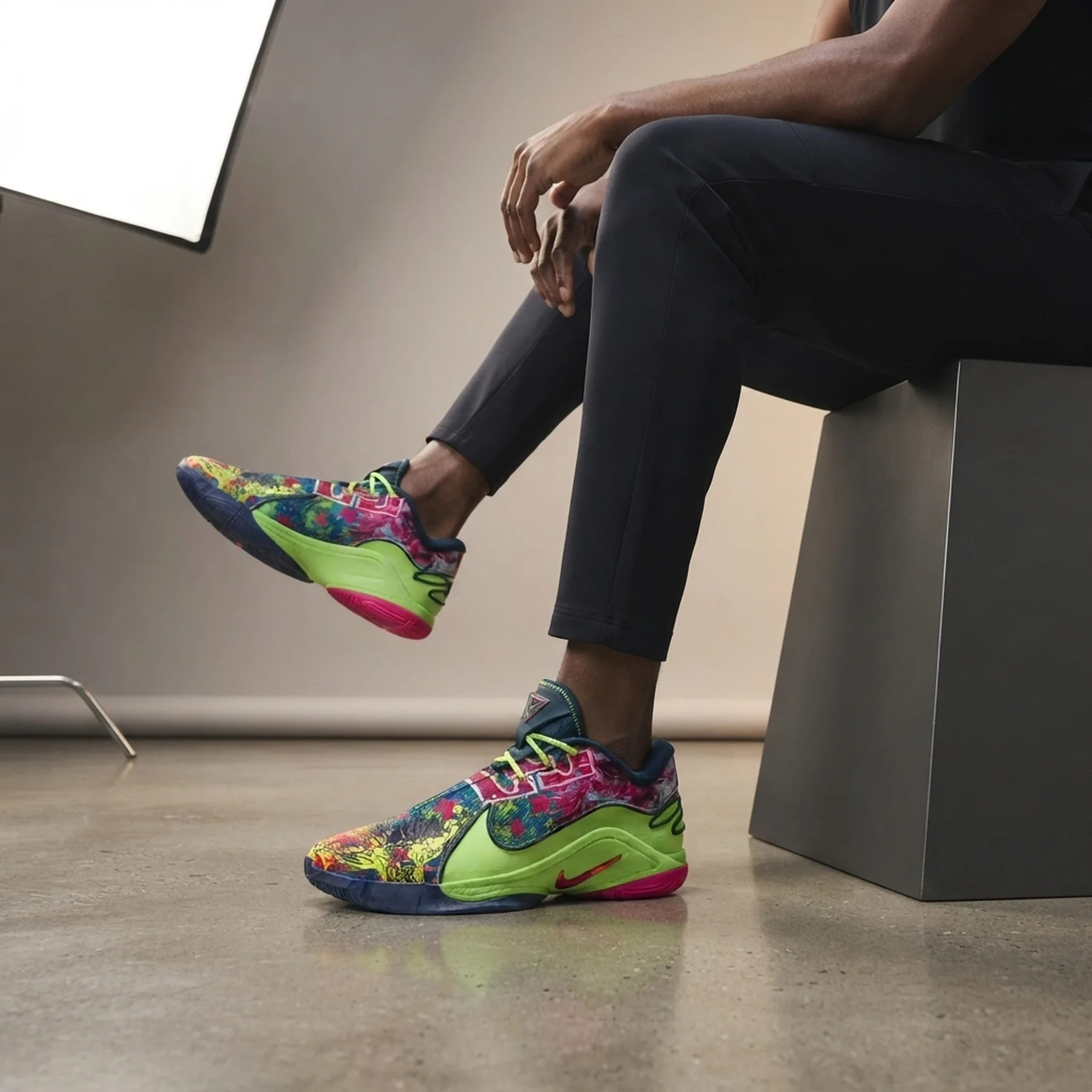 Кросівки чоловічі Nike Lebron Xxii (HV8451-400)