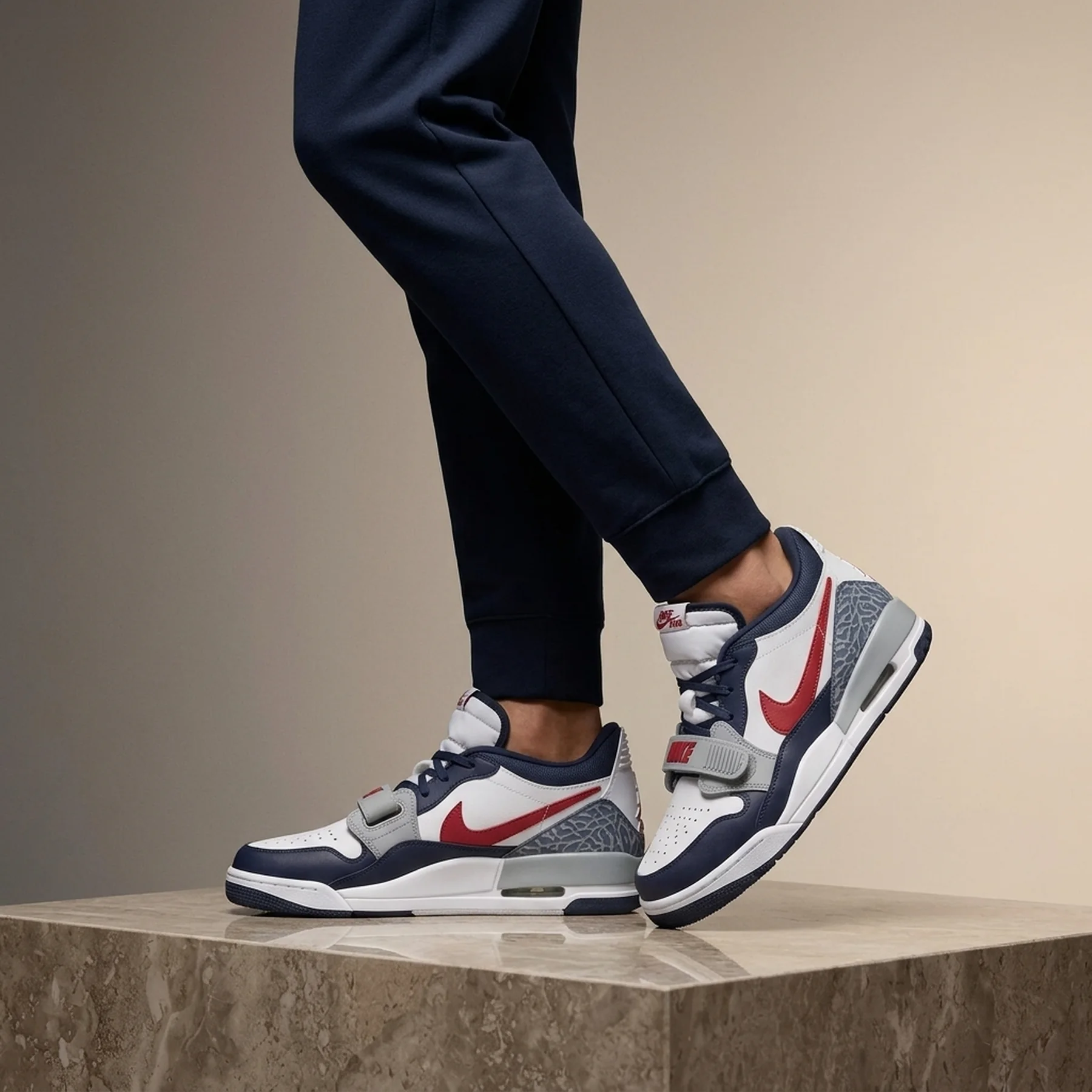 Кросівки чоловічі Nike Legacy 312 Low Olympic (CD7069-164)