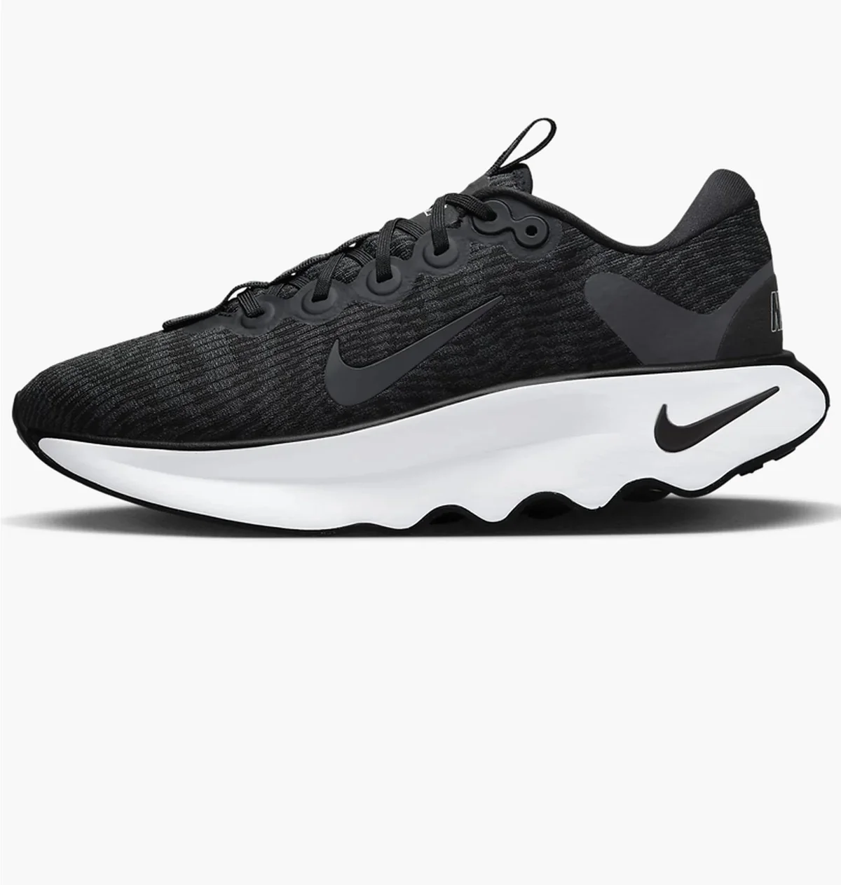 Кросівки чоловічі Nike Motiva (DV1237-001)