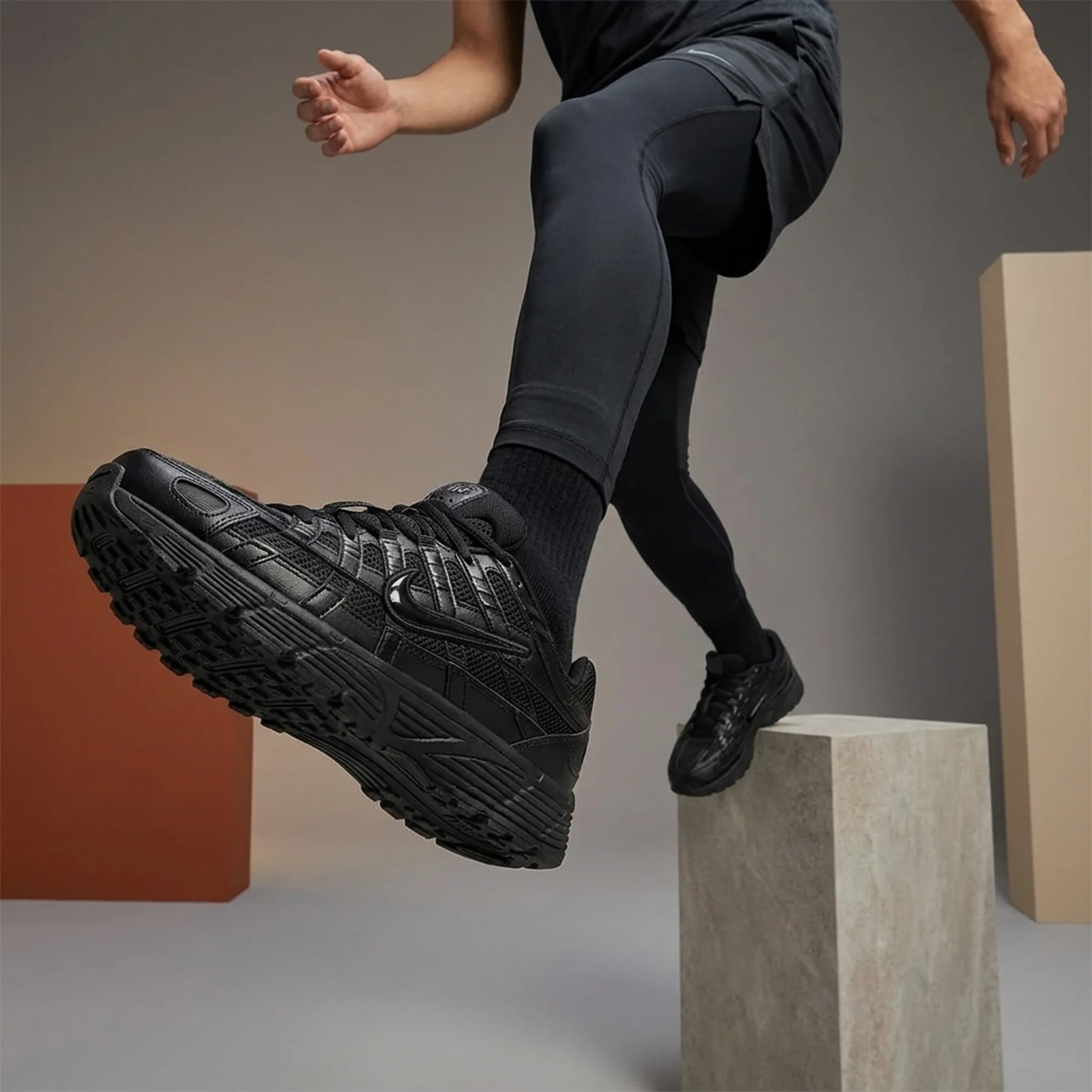 Кросівки чоловічі Nike P-6000 (CD6404-002)