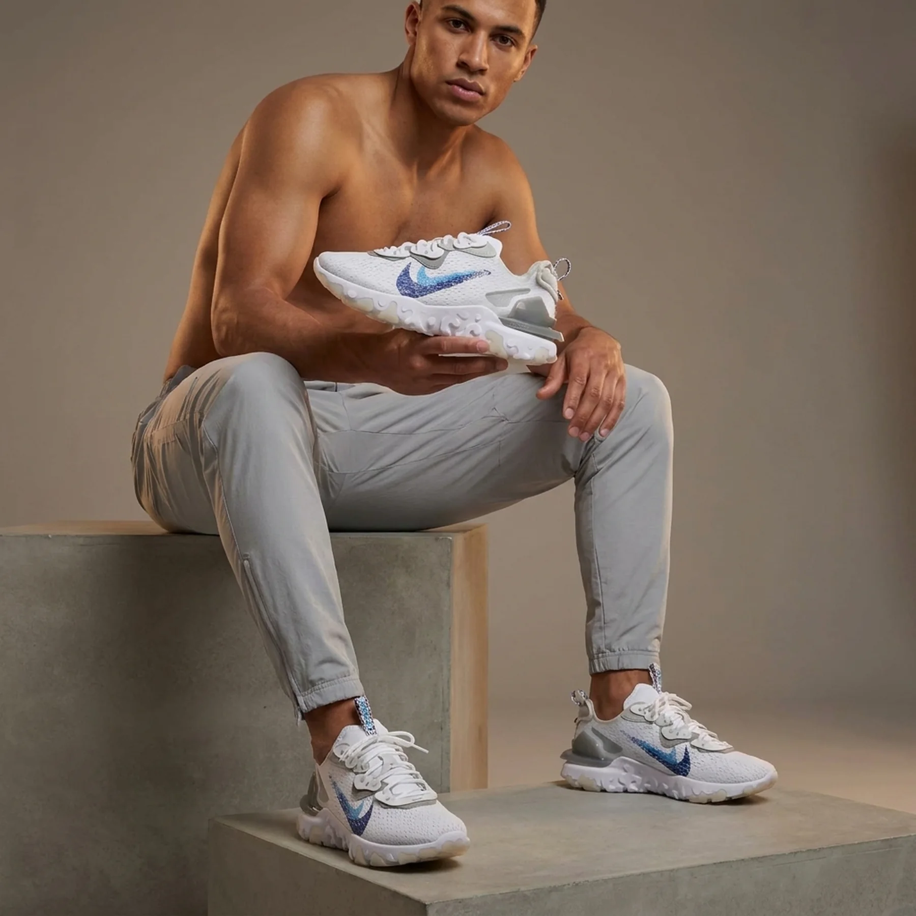 Кросівки чоловічі Nike React Vision (FJ4231-100)