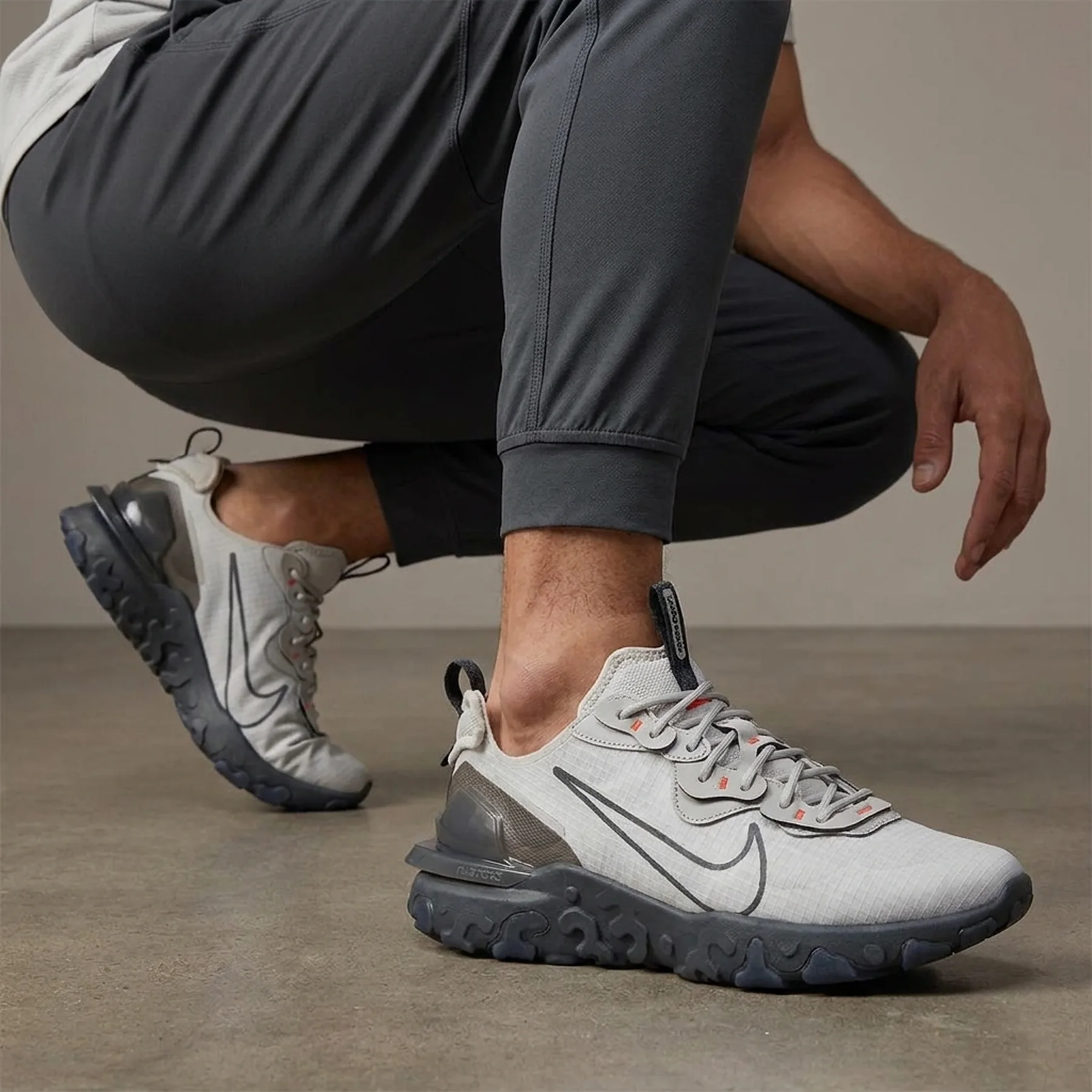 Кросівки чоловічі Nike React Vision Medium Olive (HQ3819-002)