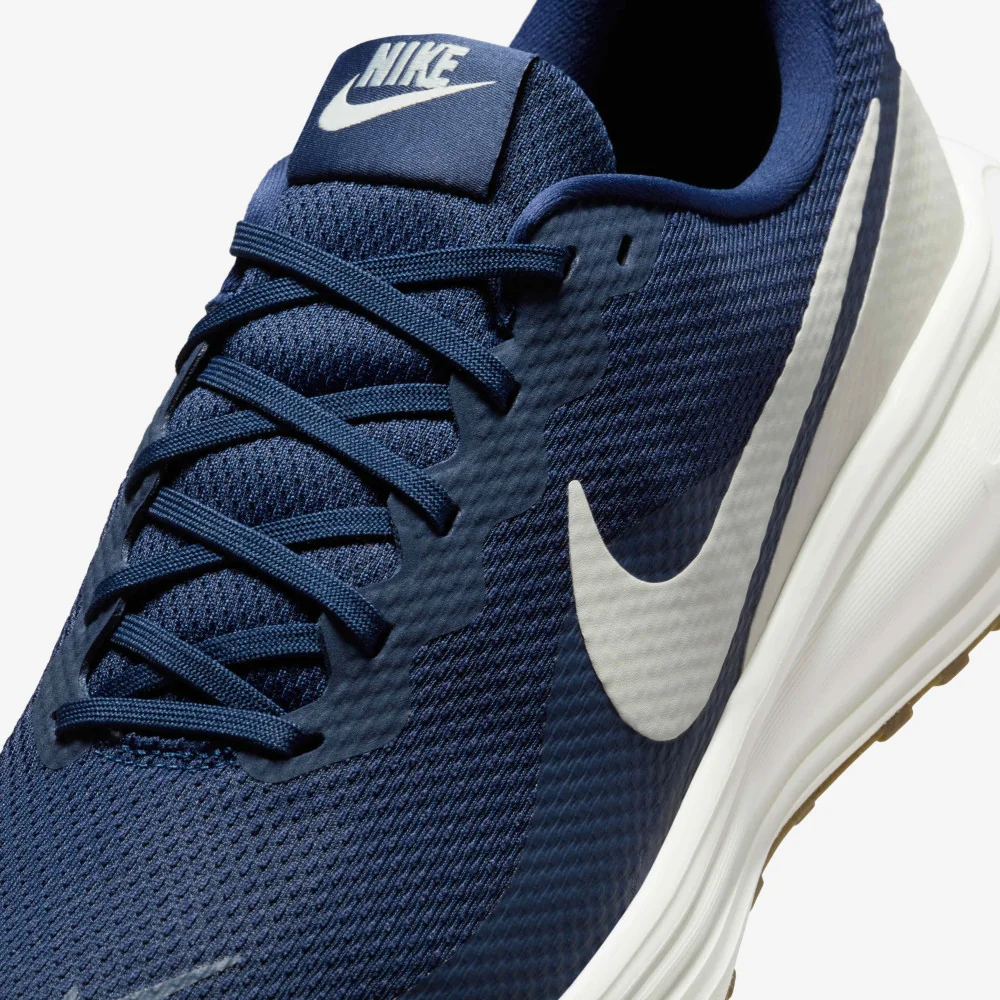Кросівки чоловічі Nike Revolution 8 HJ9198-402