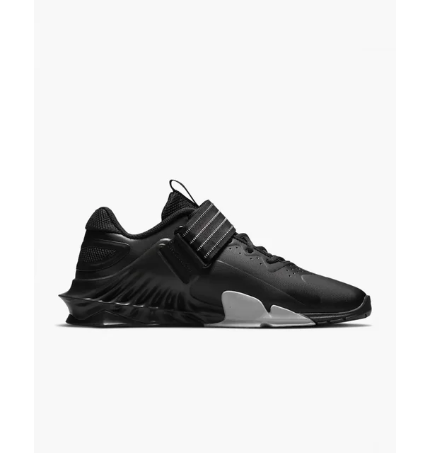 Кросівки чоловічі Nike Savaleos (CV5708-010)
