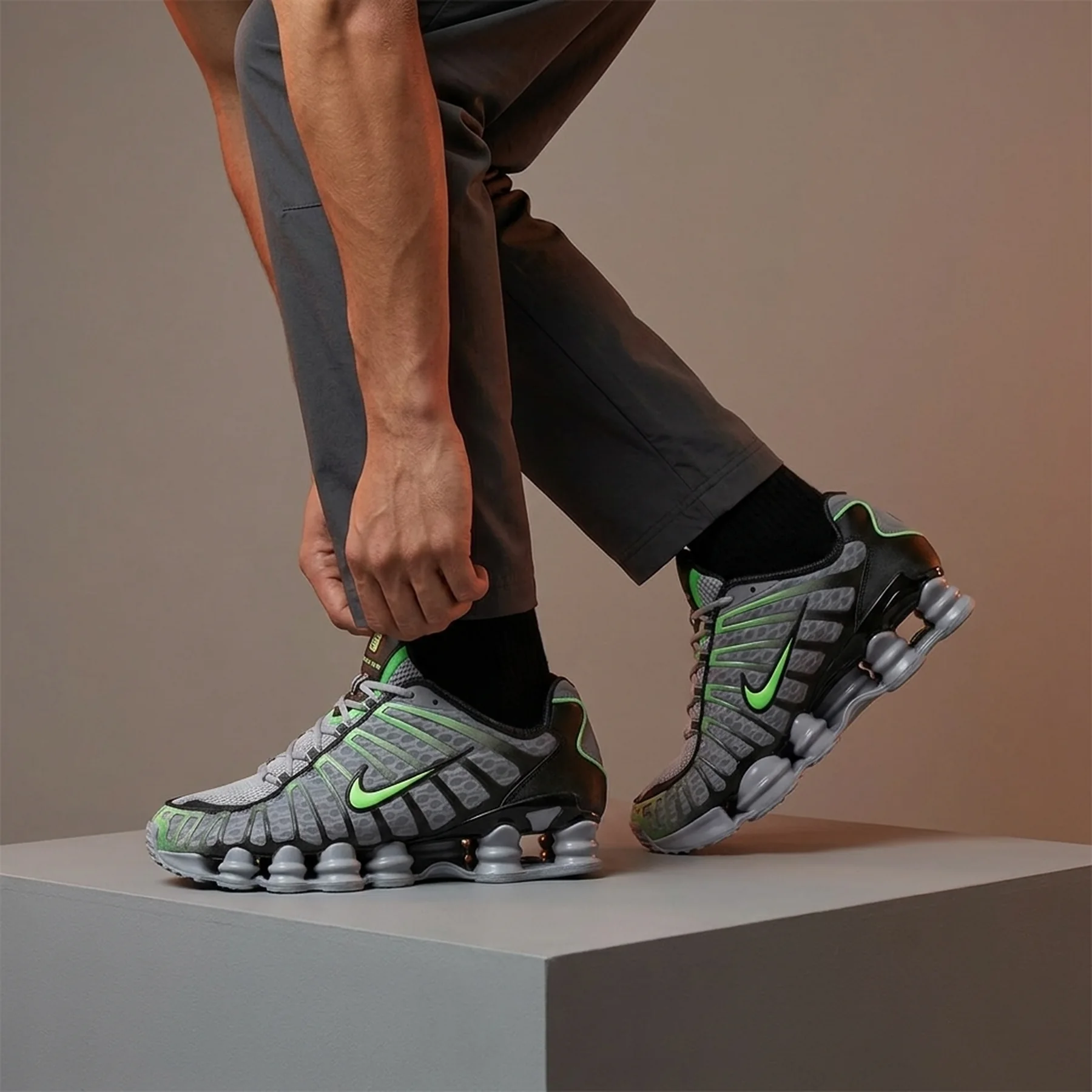 Кросівки чоловічі Nike Shox Tl (AV3595-005)