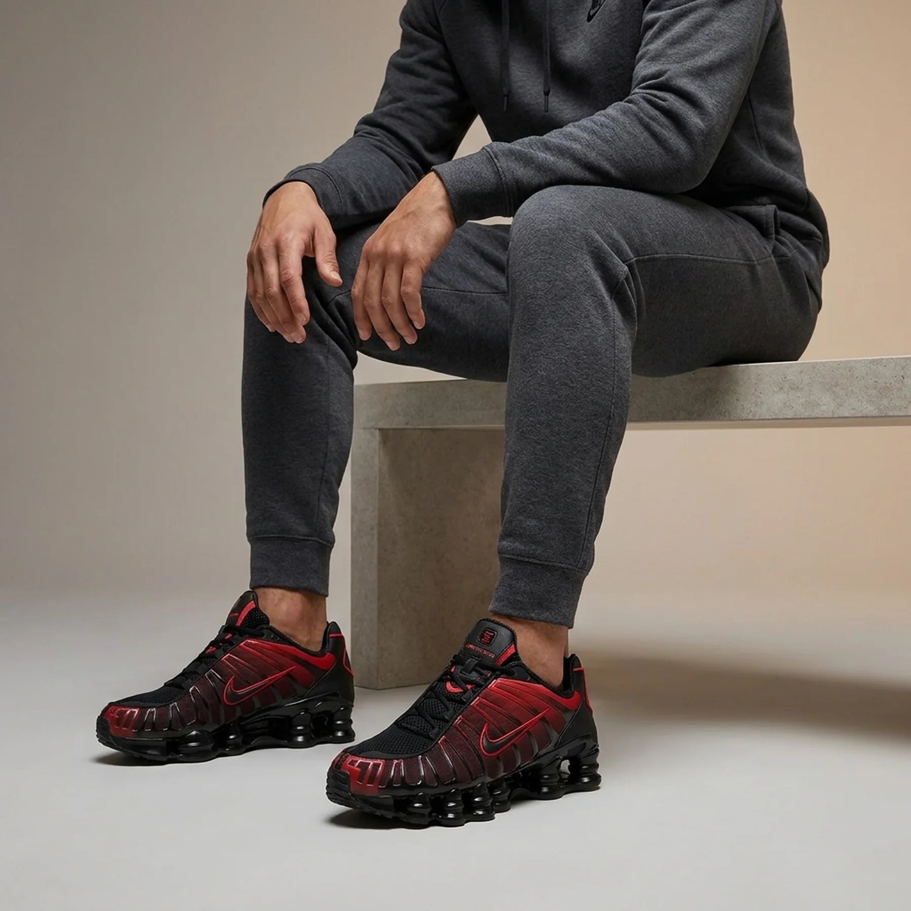 Кросівки чоловічі Nike Shox TL 'Black University Red Gradient' (IF6202-001)