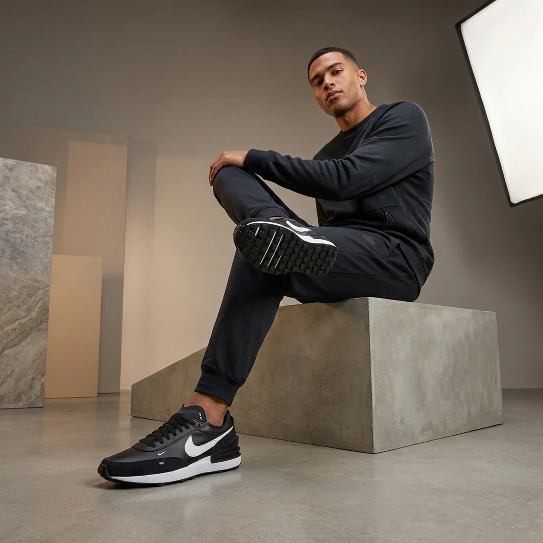 Кросівки чоловічі Nike Waffle One Ltr Shoes Sneakers (DX9428-001)