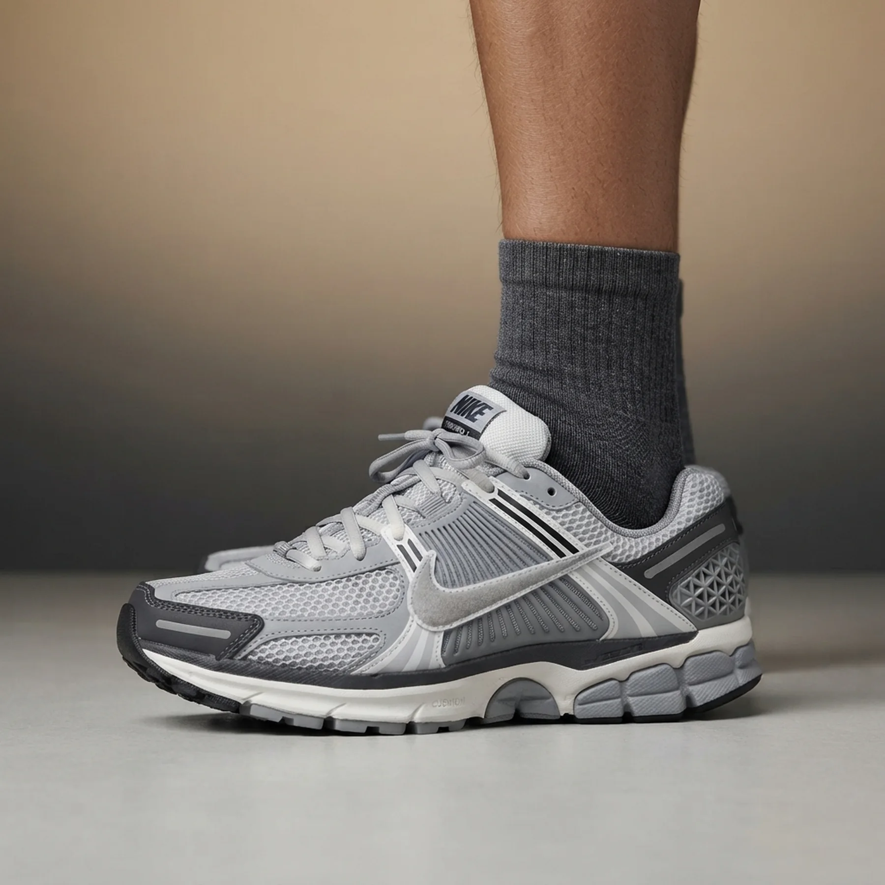 Кросівки чоловічі Nike Zoom Vomero 5 (FD9919-001)