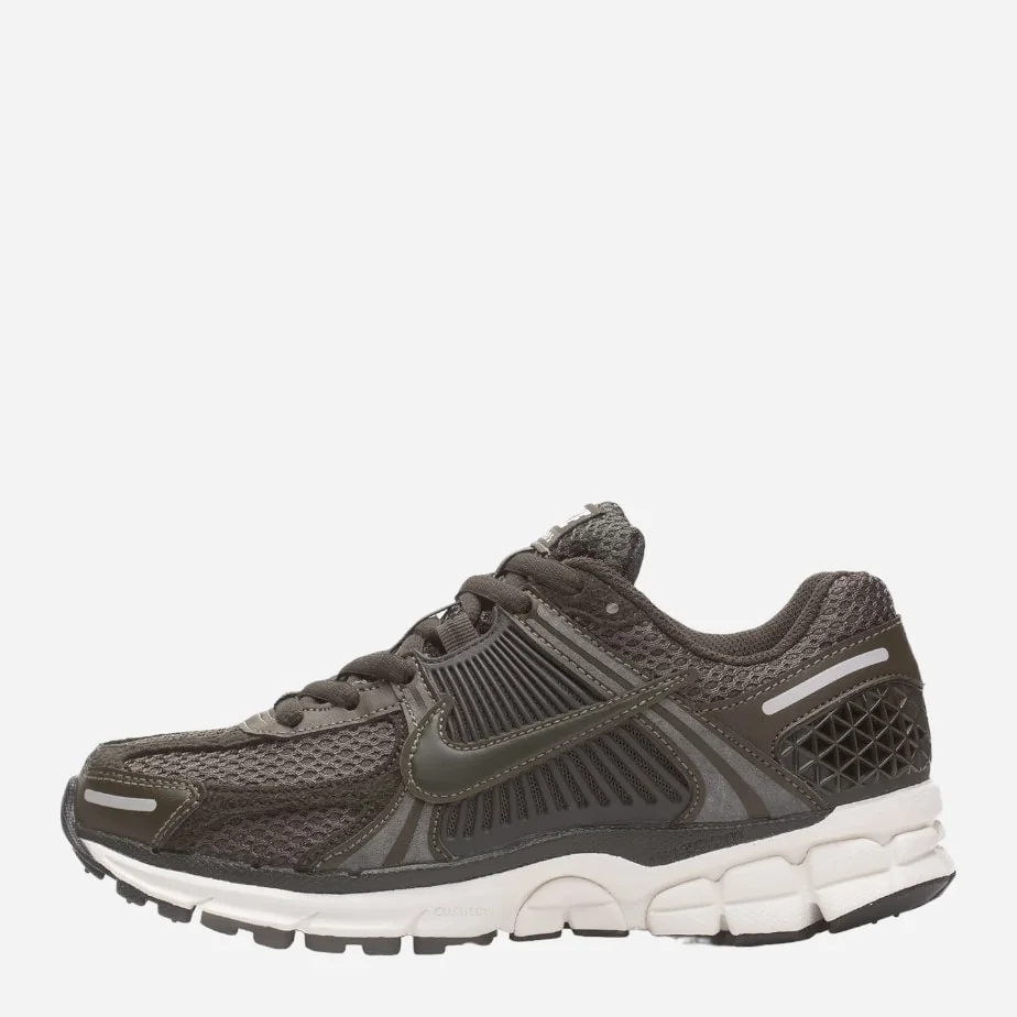 Кросівки чоловічі Nike Zoom Vomero 5 (FQ8898-325)