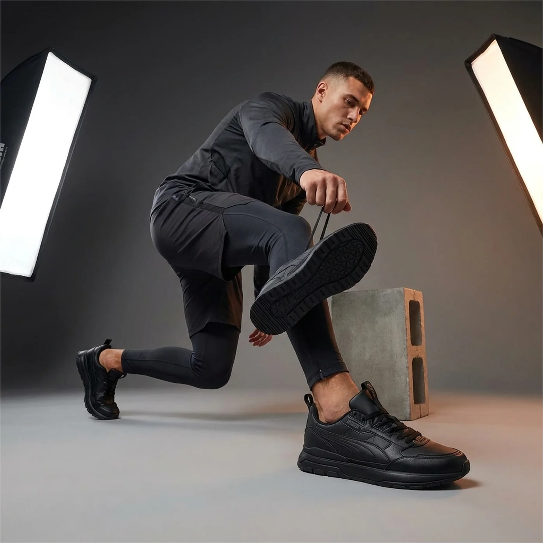Кросівки чоловічі Puma R78 Trek Lth (38320201)