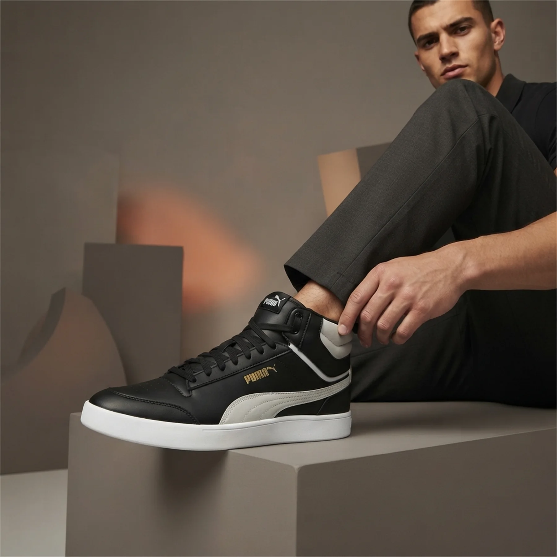 Кросівки чоловічі Puma Shuffle Mid (38074802)