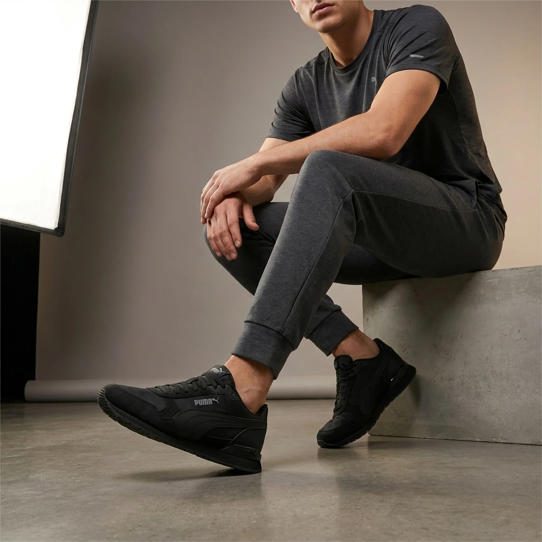 Кросівки чоловічі Puma Sneakersy St Runner V4 L (39906809)