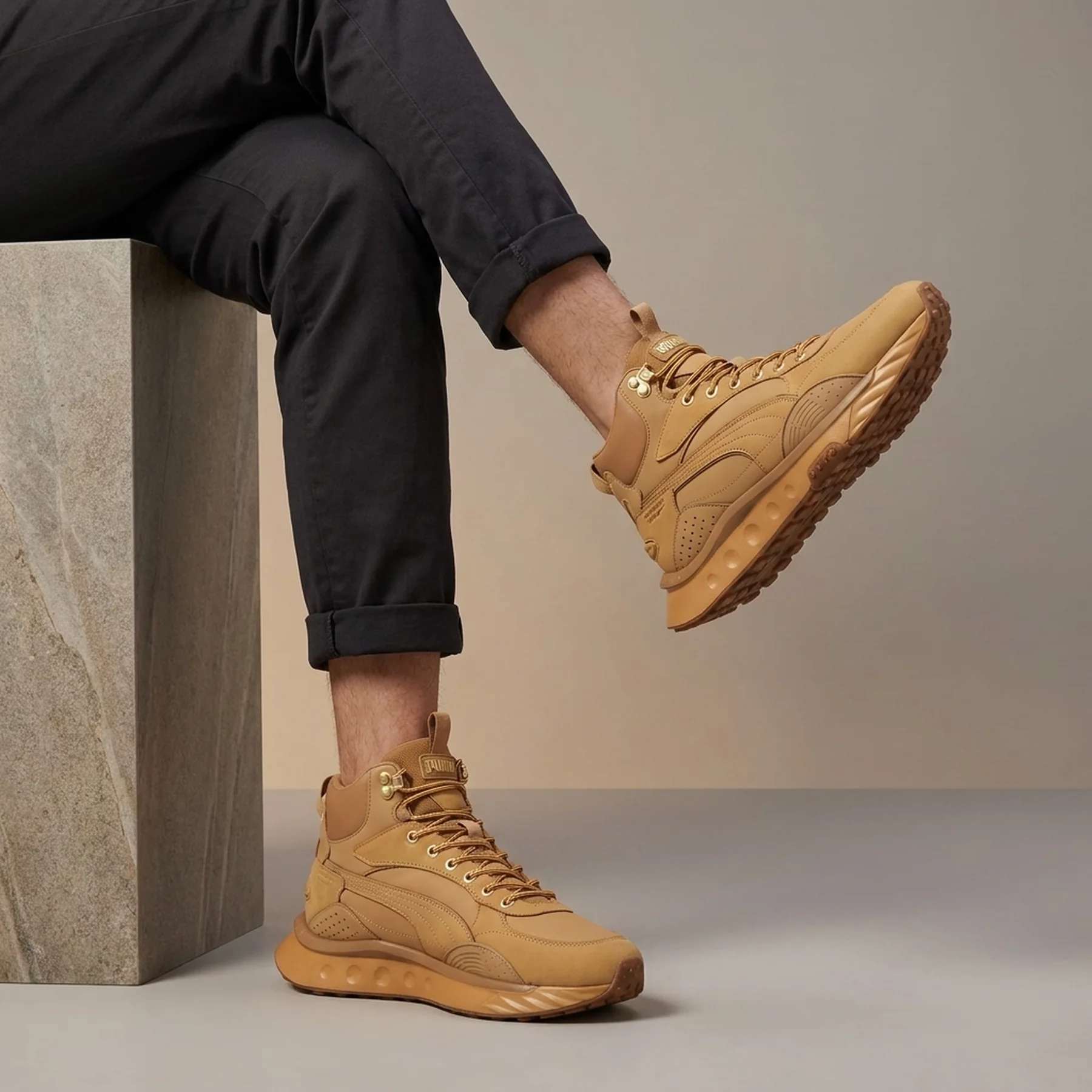 Кросівки чоловічі PUMA WILD RIDER MID HIGH TOP BEIGE