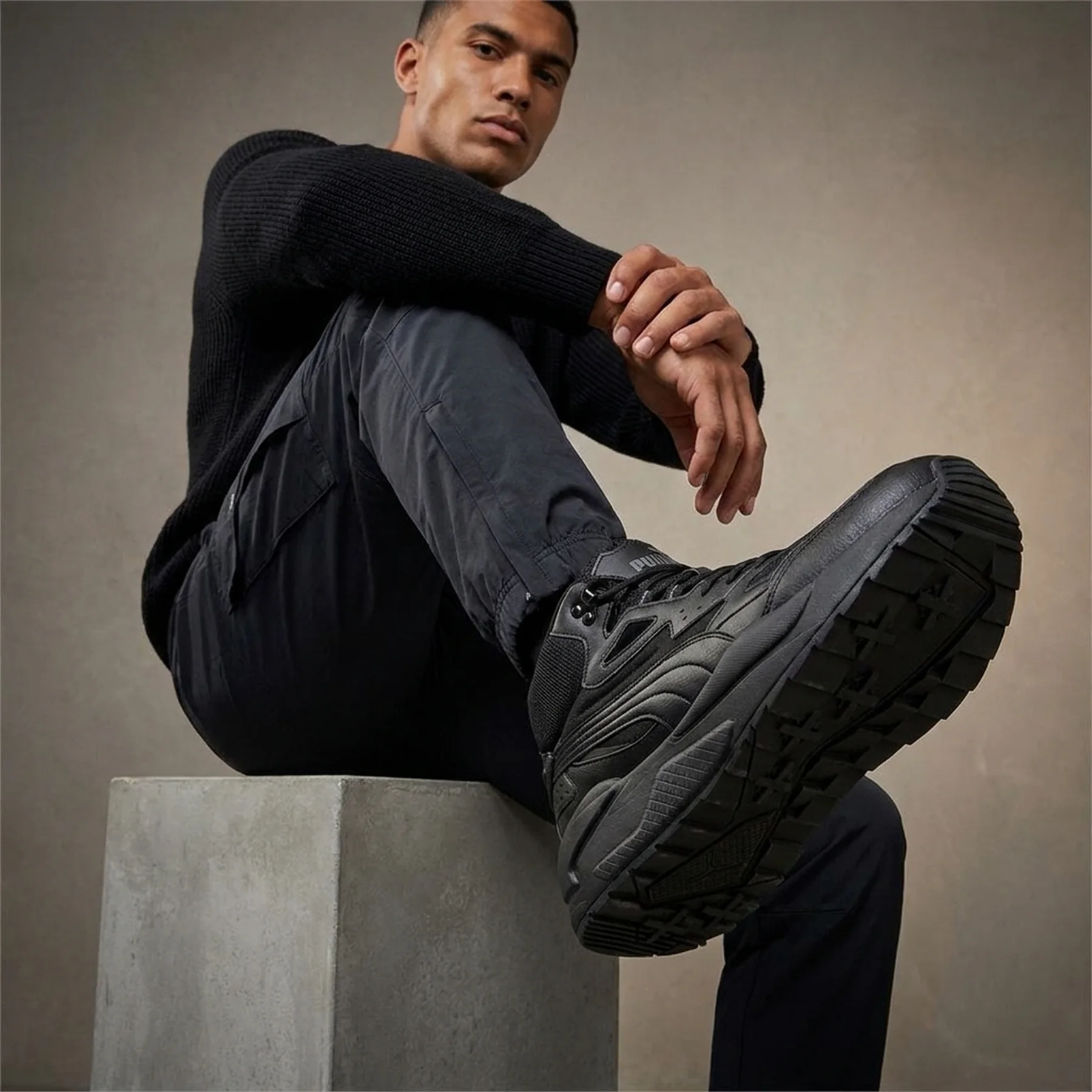 Кросівки чоловічі Puma X-Ray Speed Mid Wtr Sneakers (385869-01)