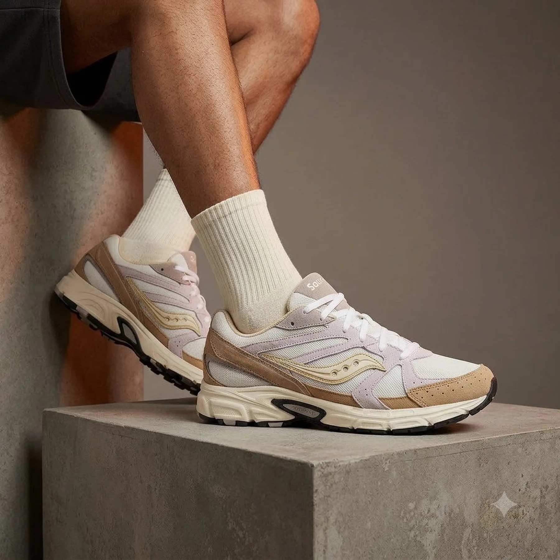 Кросівки чоловічі Saucony Grid Ride Millennium 'White Sand'