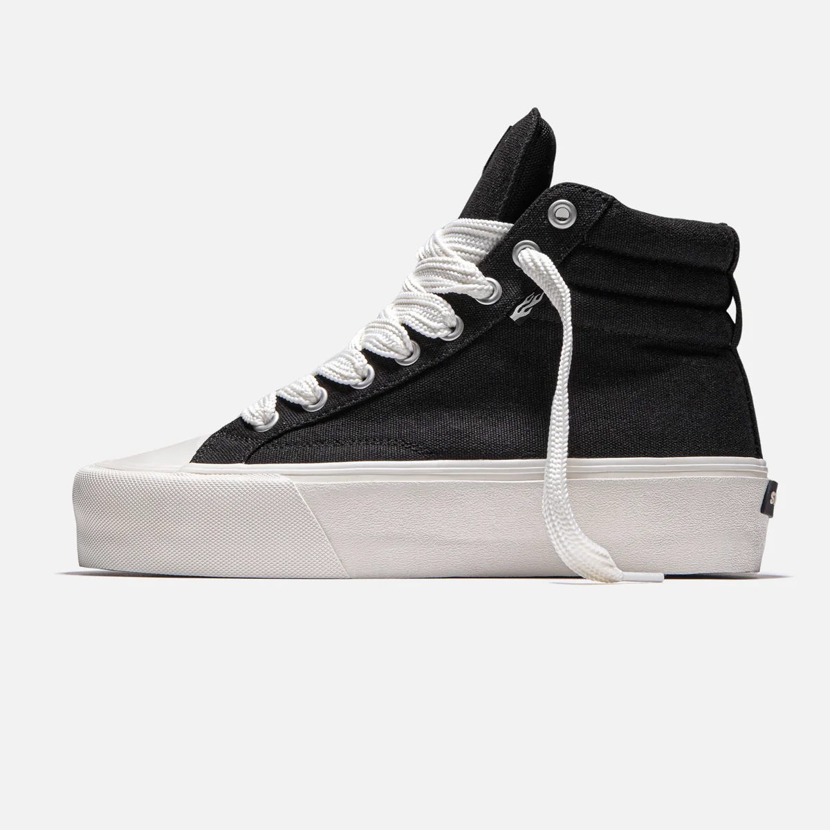 Кросівки чоловічі Straye Venice Stomper Black