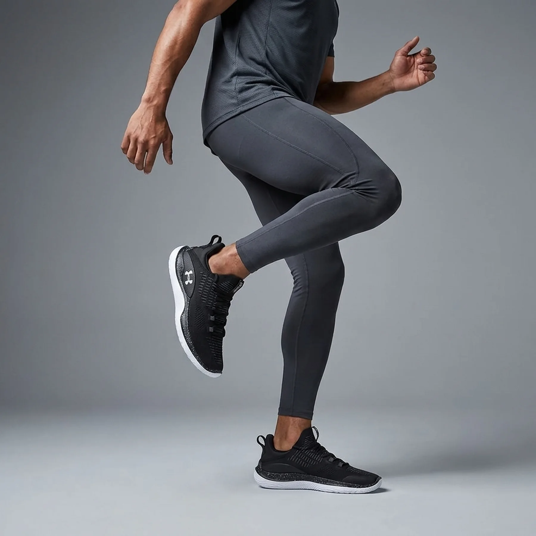 Кросівки чоловічі Under Armour Flow Dynamic Intlknt Black (3027177-001)