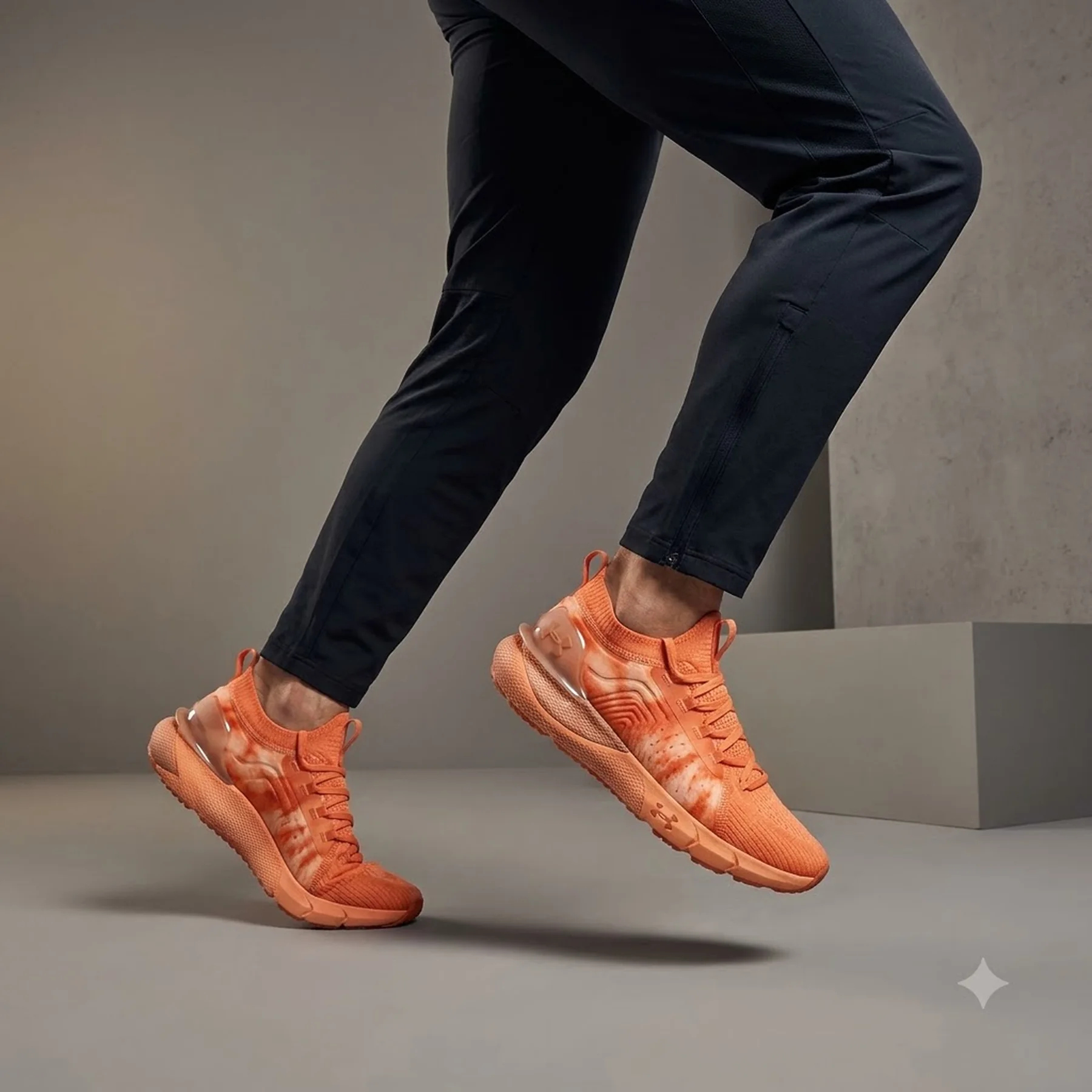 Кросівки чоловічі Under Armour Hovr Phantom 3 Orange (3026348-802)